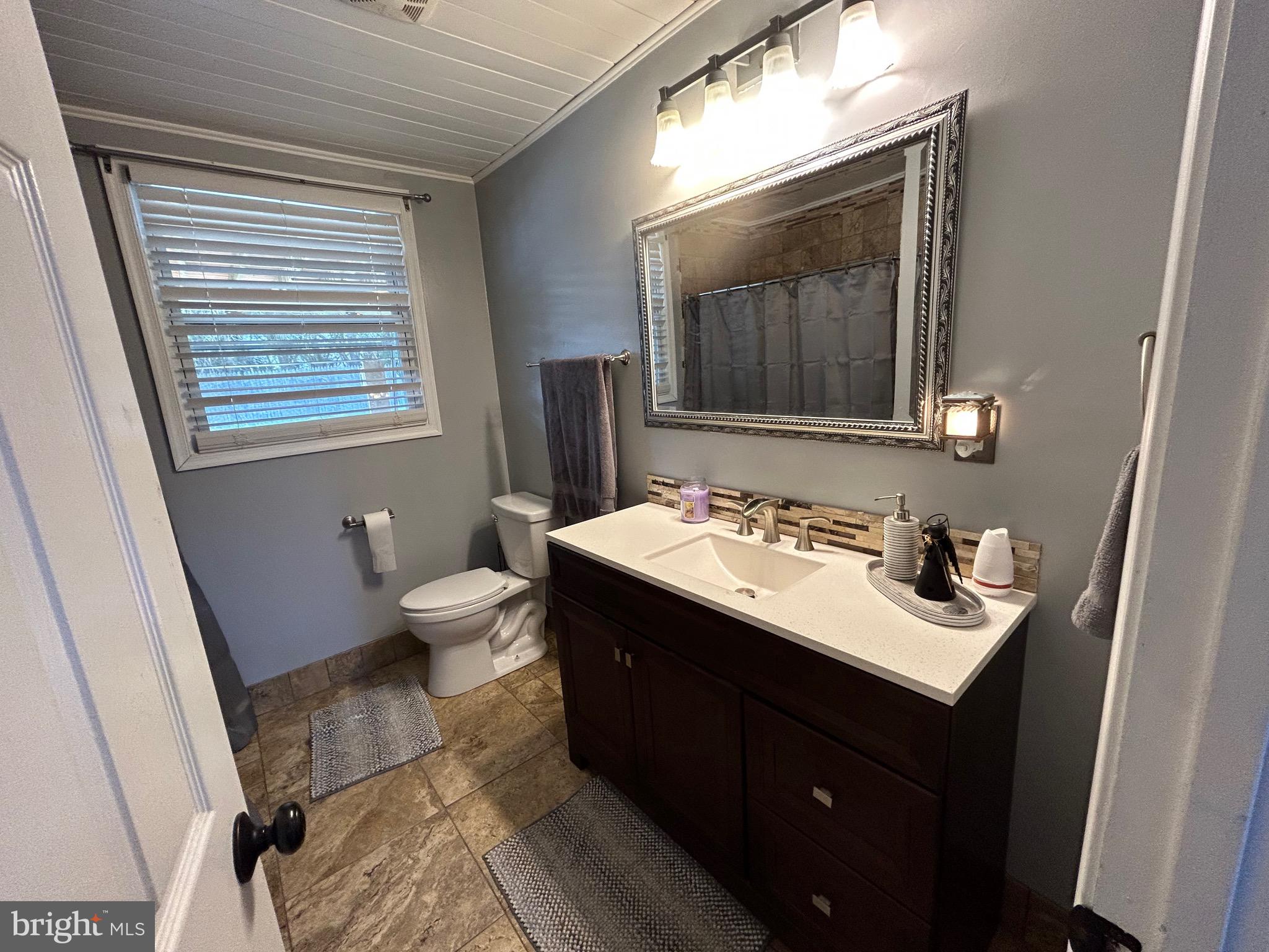 SANDY POINT - Residential