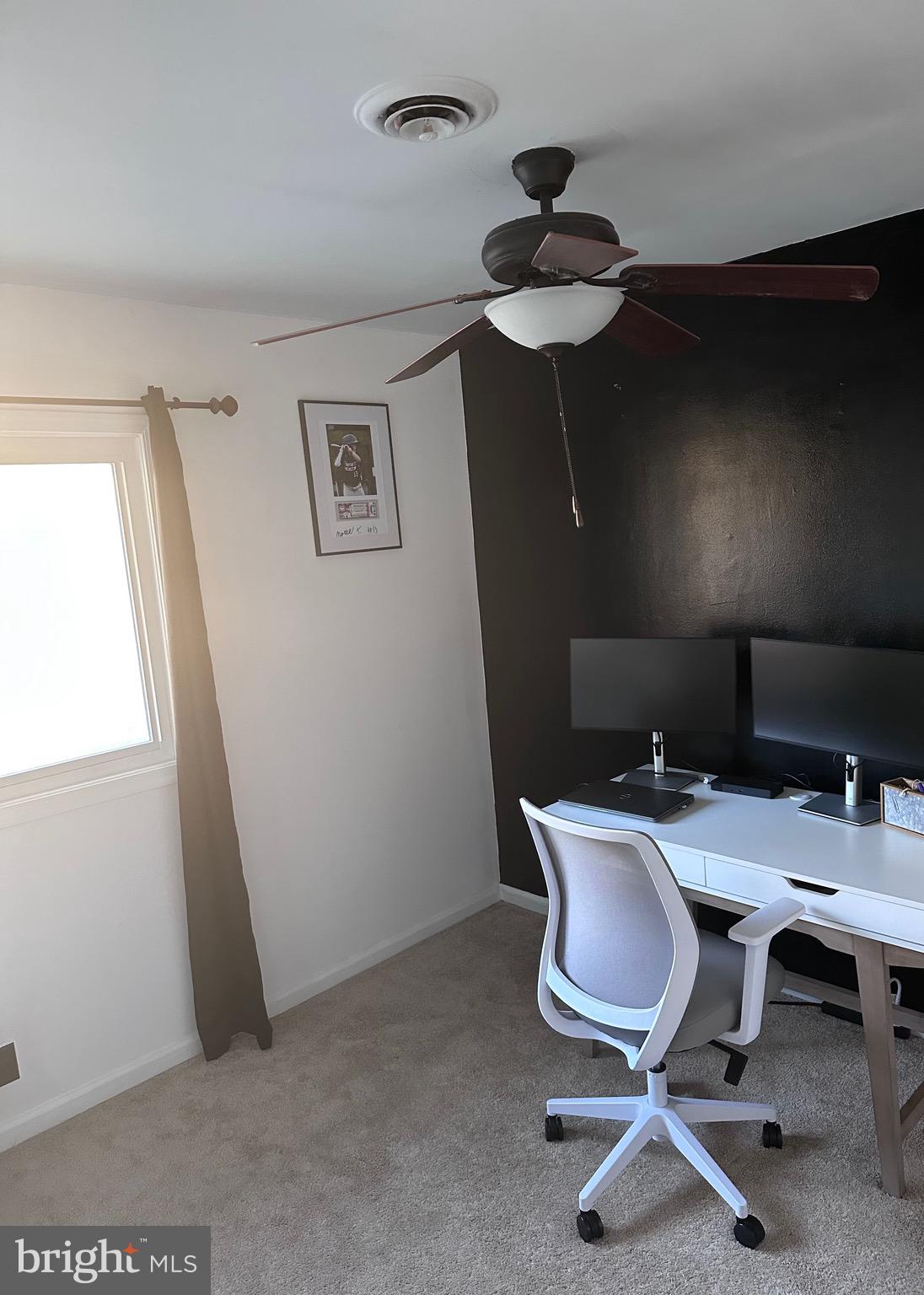 SANDY POINT - Residential