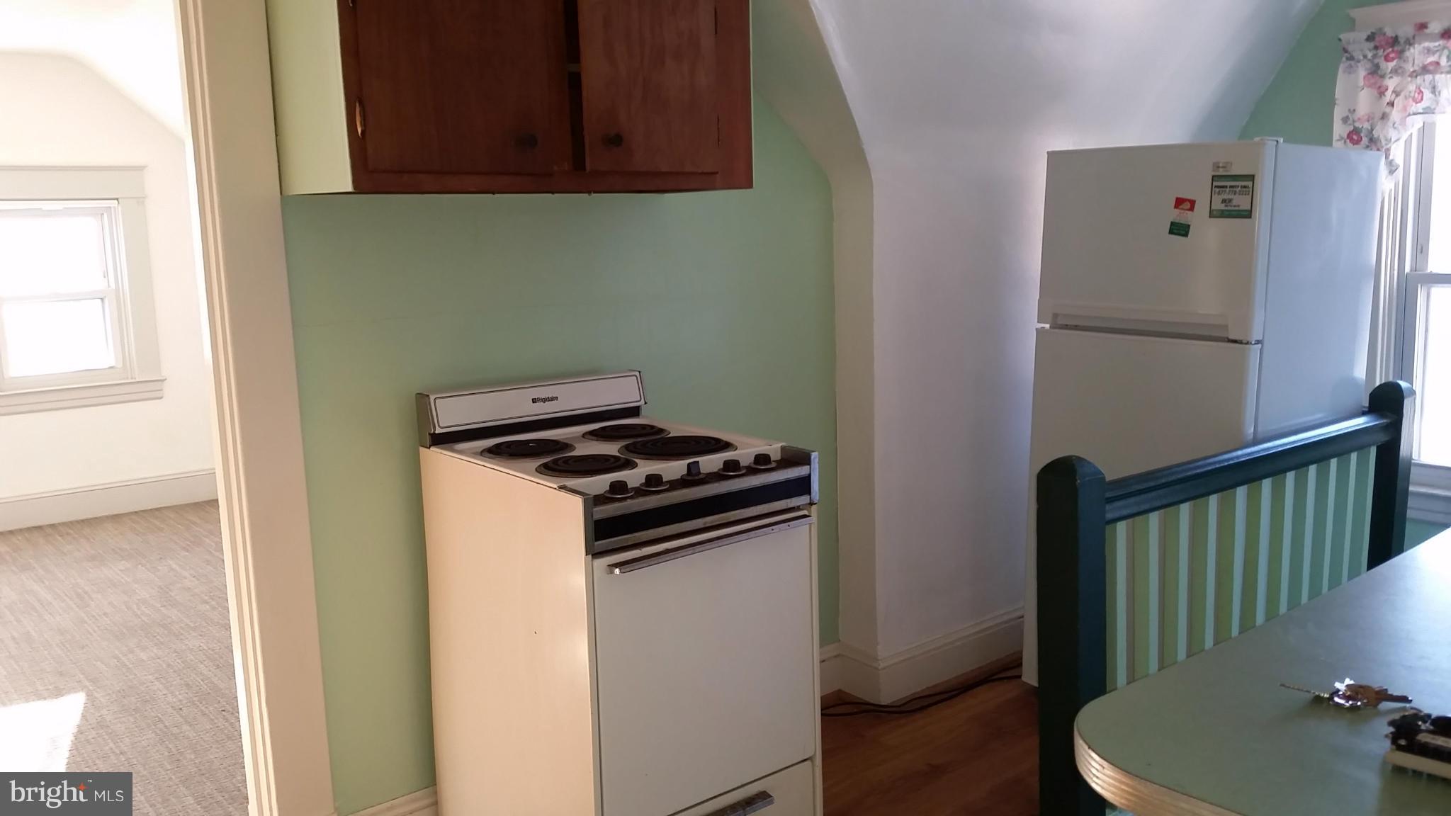 LAURAVILLE HISTORIC DISTRICT - Residential Lease