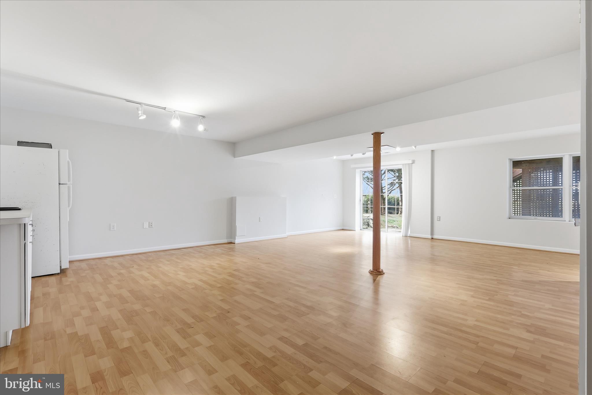 BUCKINGHAM HILLS - Residential