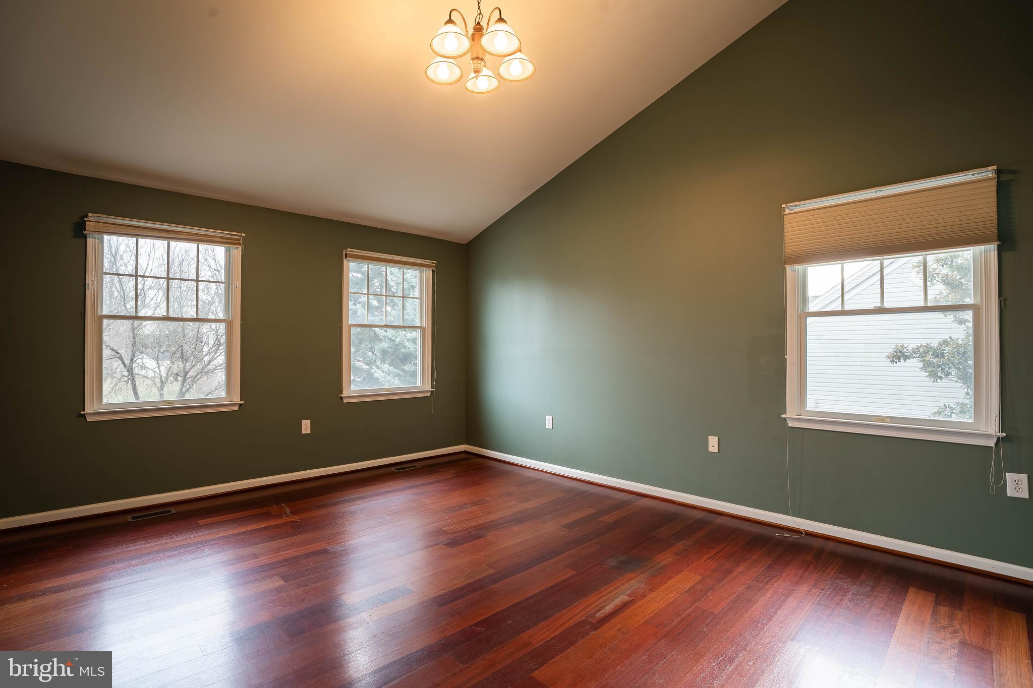 BUCKINGHAM HILLS - Residential