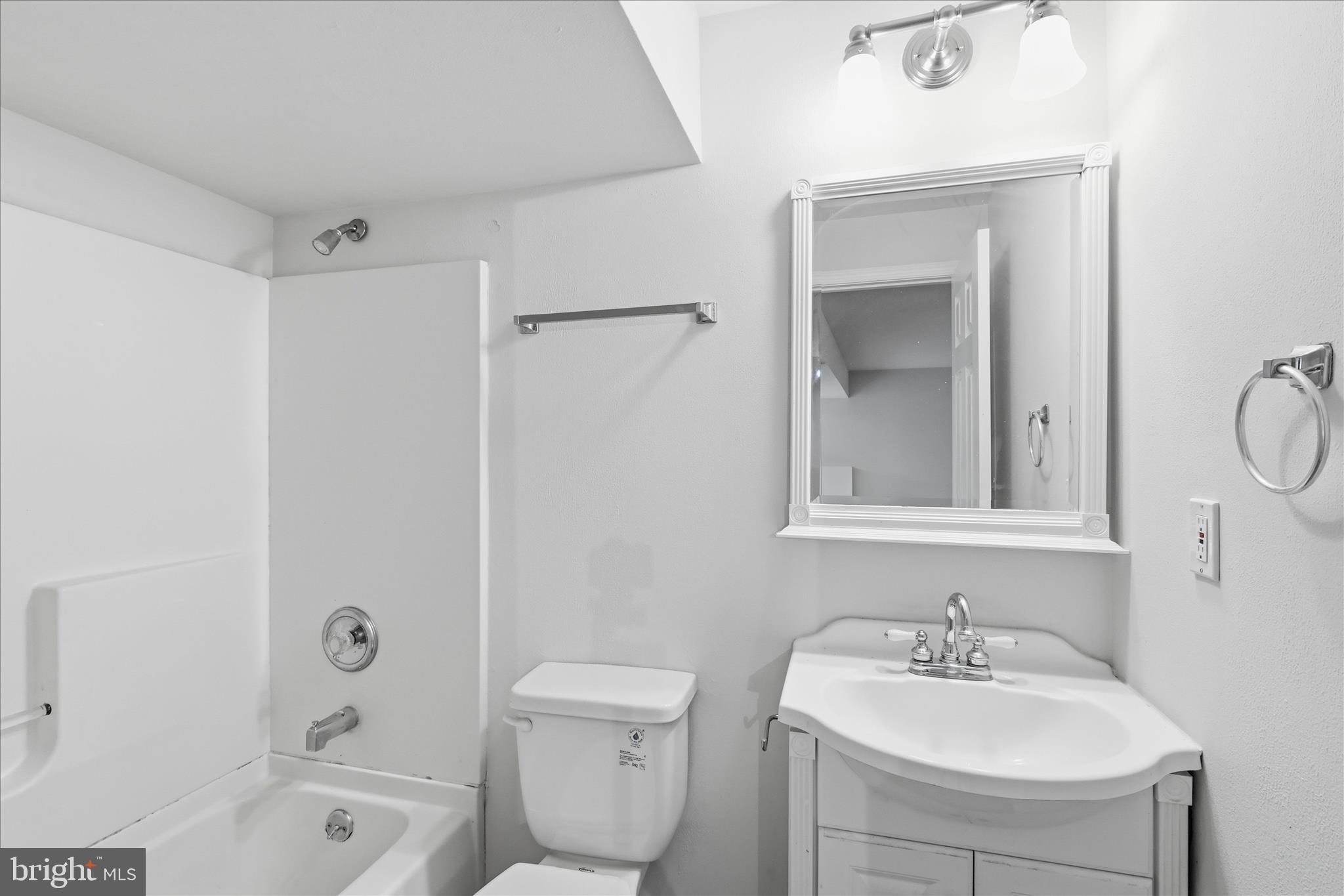 BUCKINGHAM HILLS - Residential