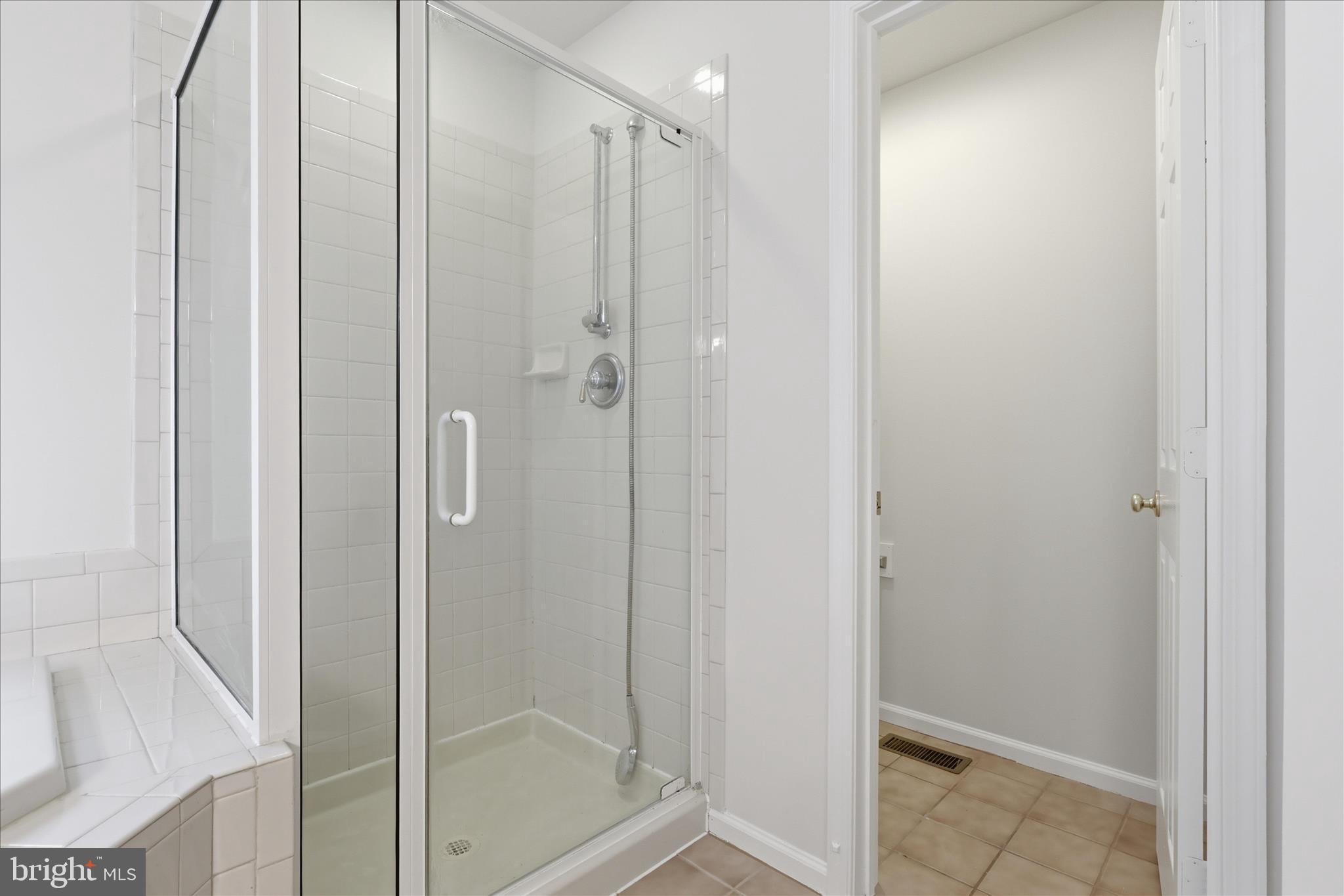 BUCKINGHAM HILLS - Residential