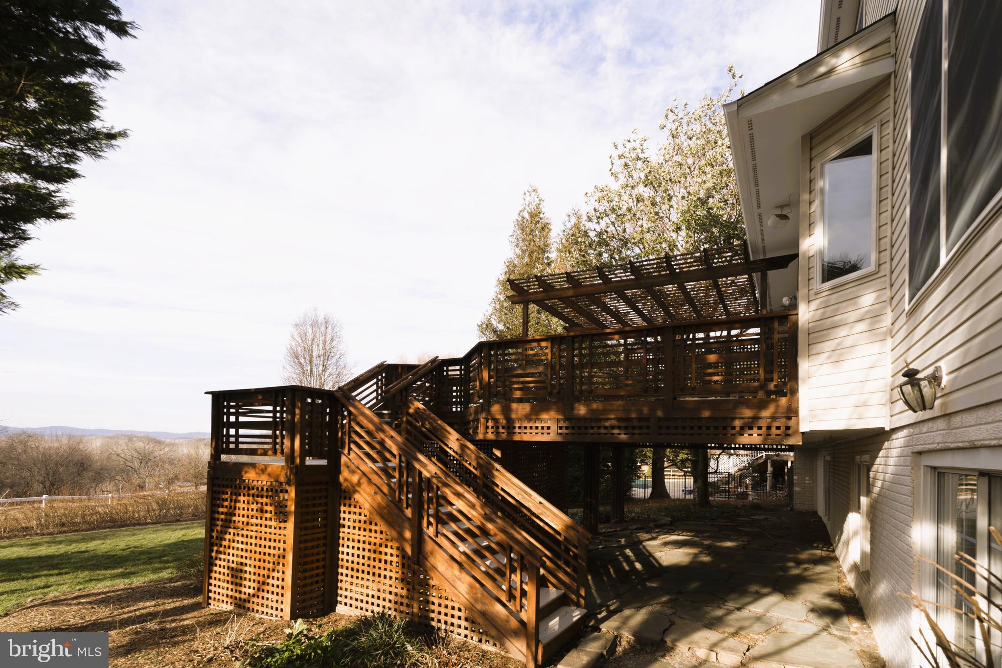 BUCKINGHAM HILLS - Residential