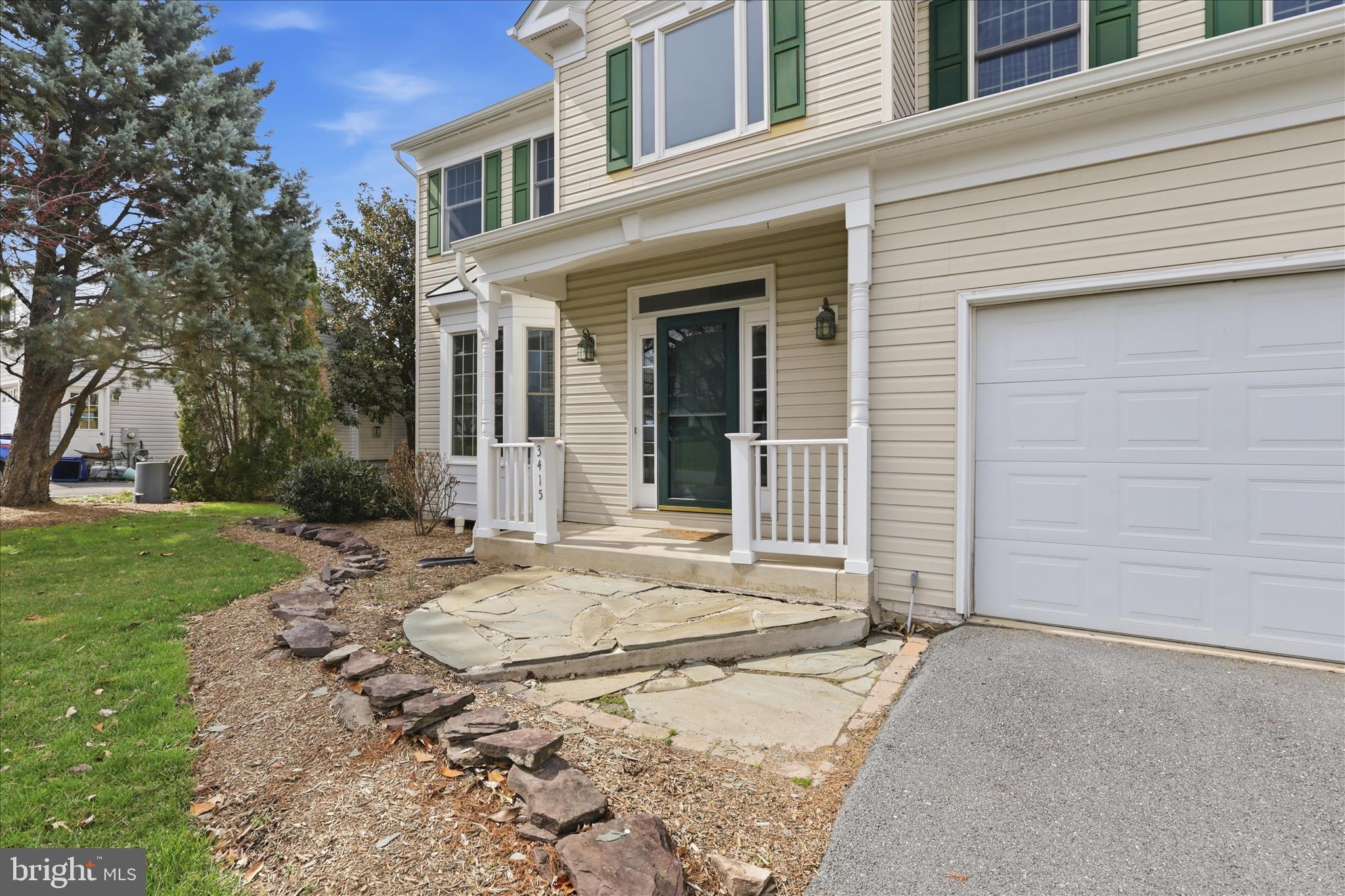 BUCKINGHAM HILLS - Residential