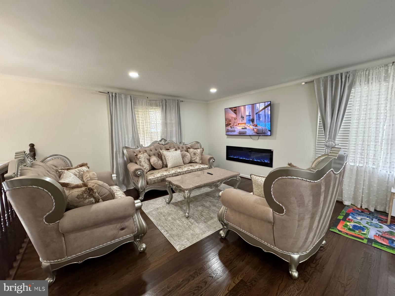CATONSVILLE - Residential