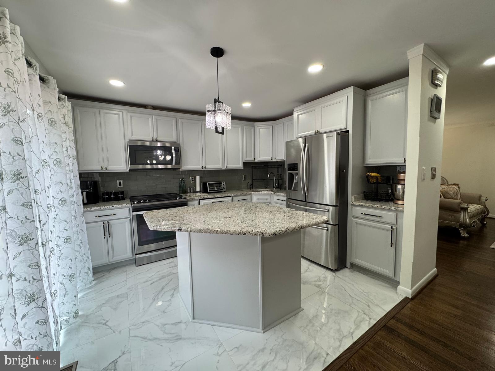 CATONSVILLE - Residential