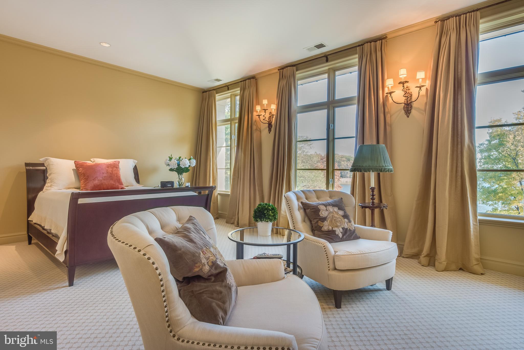 WIMBLEDON FARMS - Residential