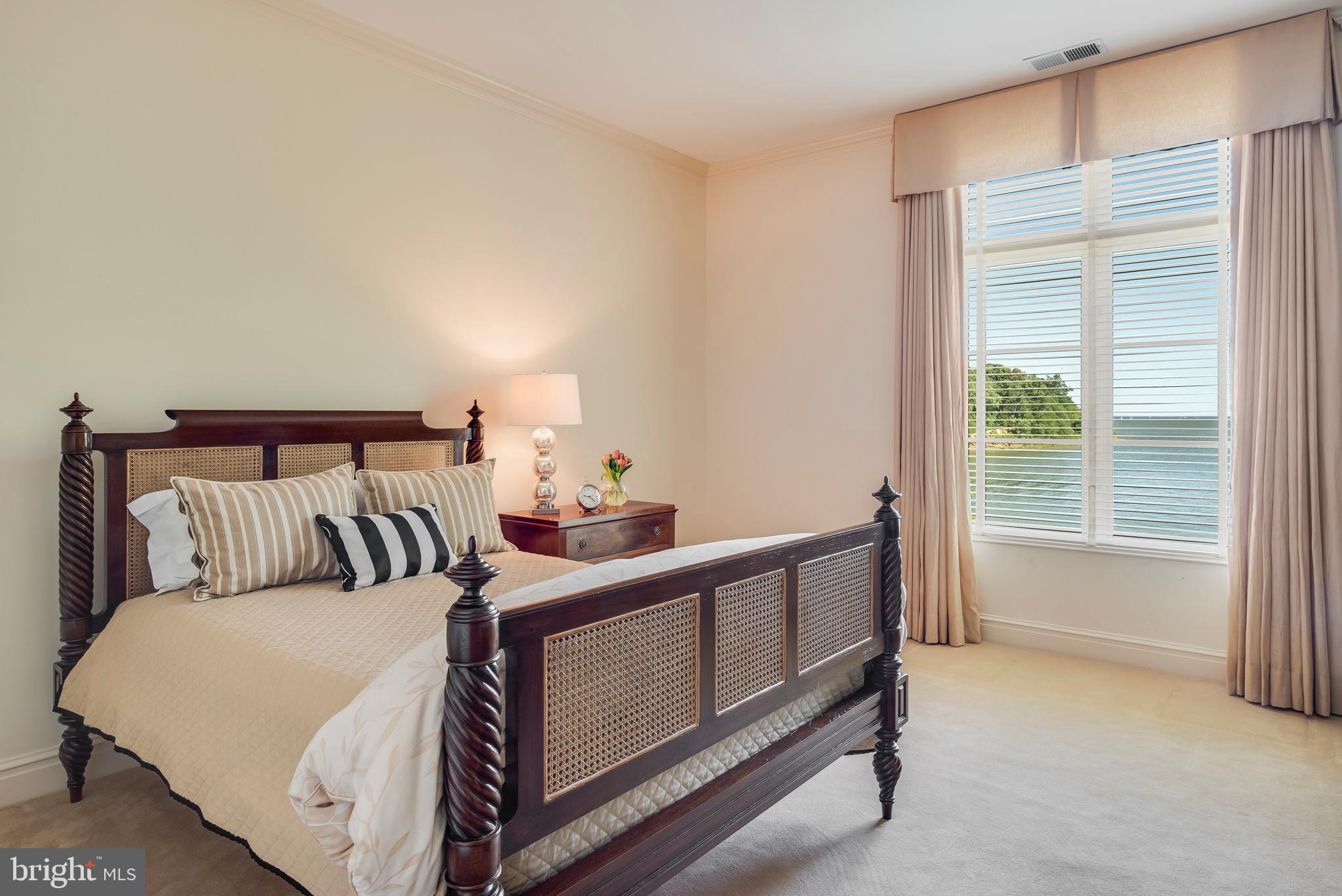 WIMBLEDON FARMS - Residential