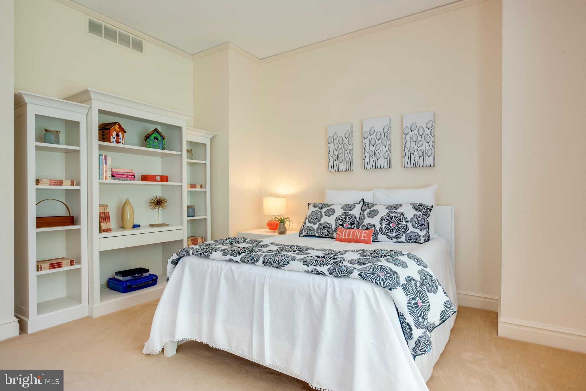 WIMBLEDON FARMS - Residential