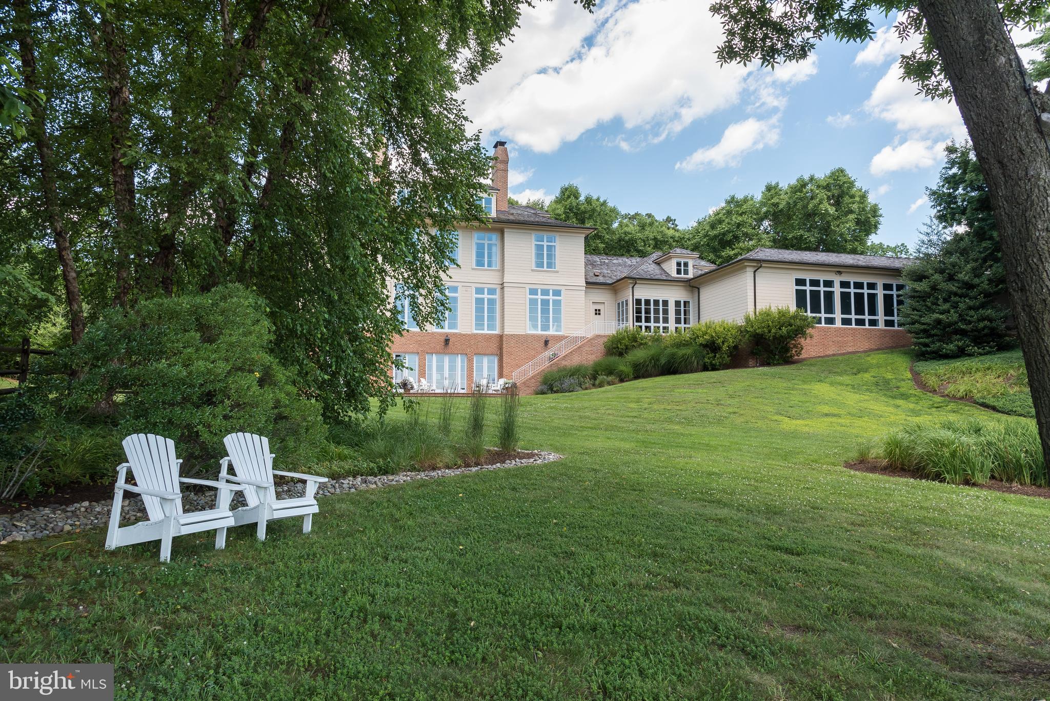 WIMBLEDON FARMS - Residential