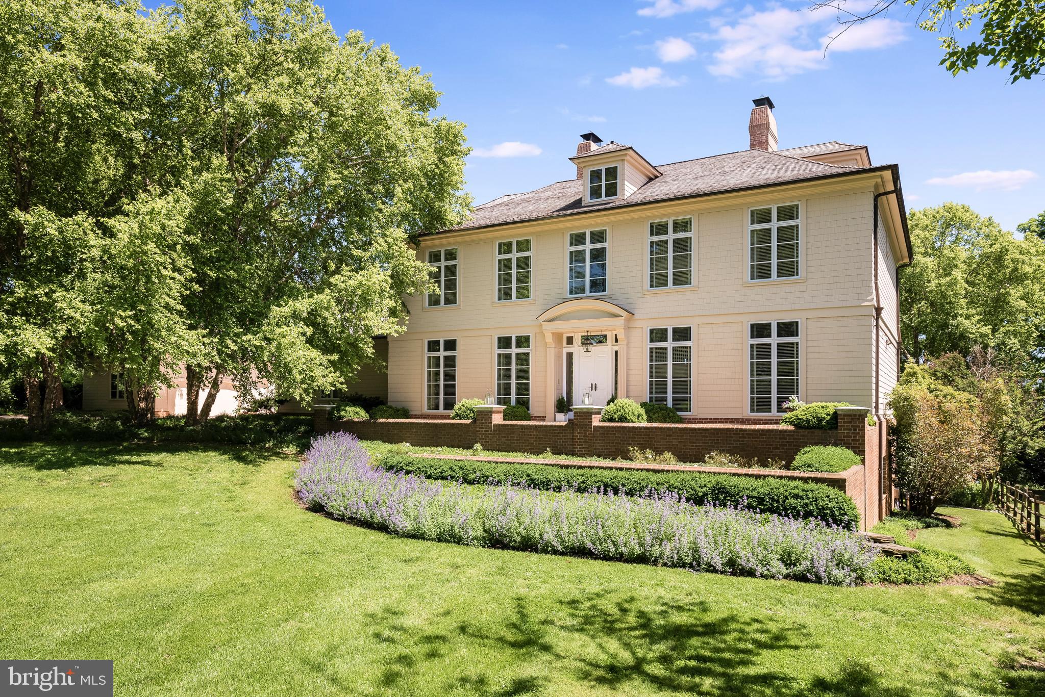 WIMBLEDON FARMS - Residential