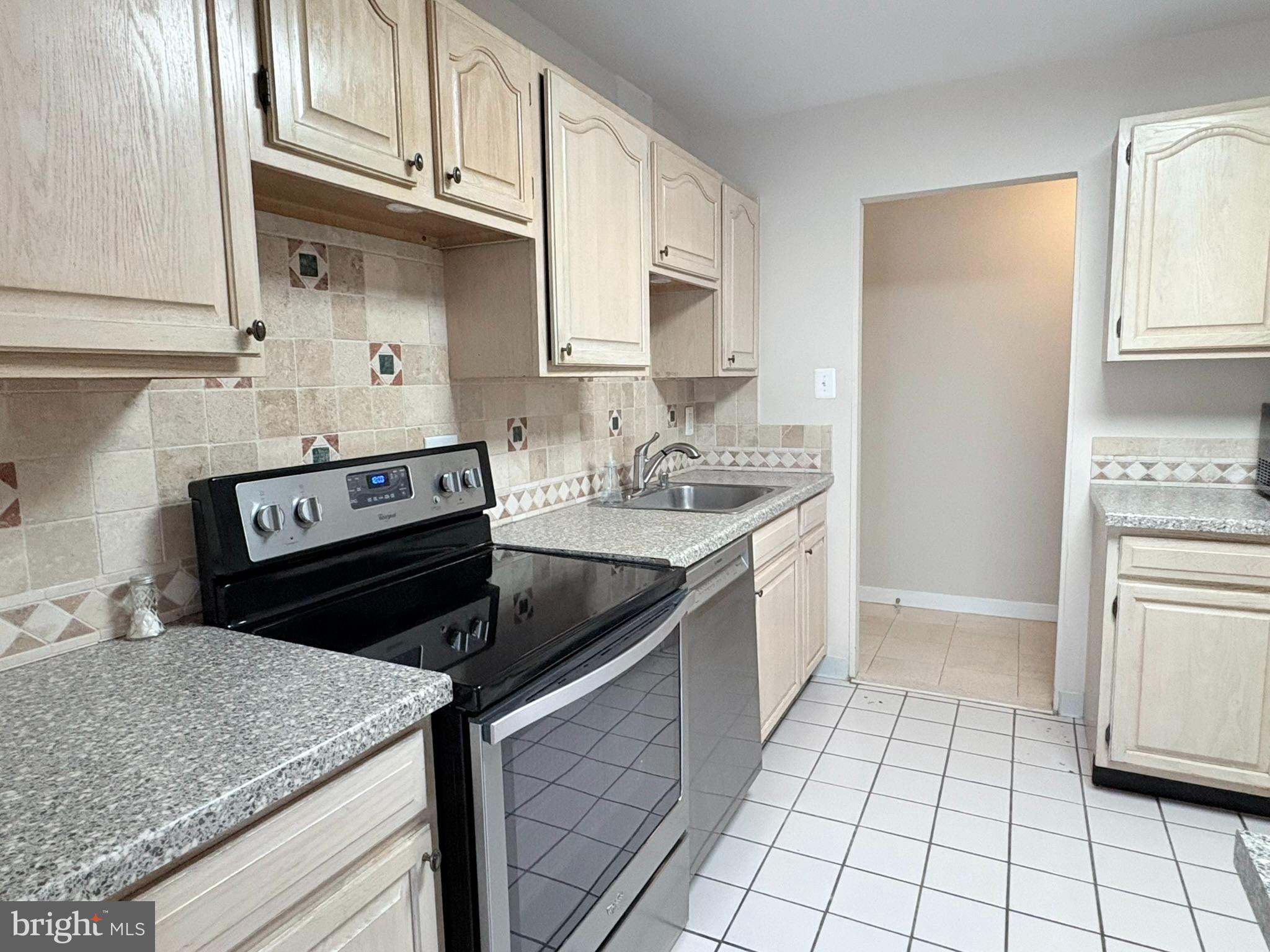5817 EDSON LANE T2