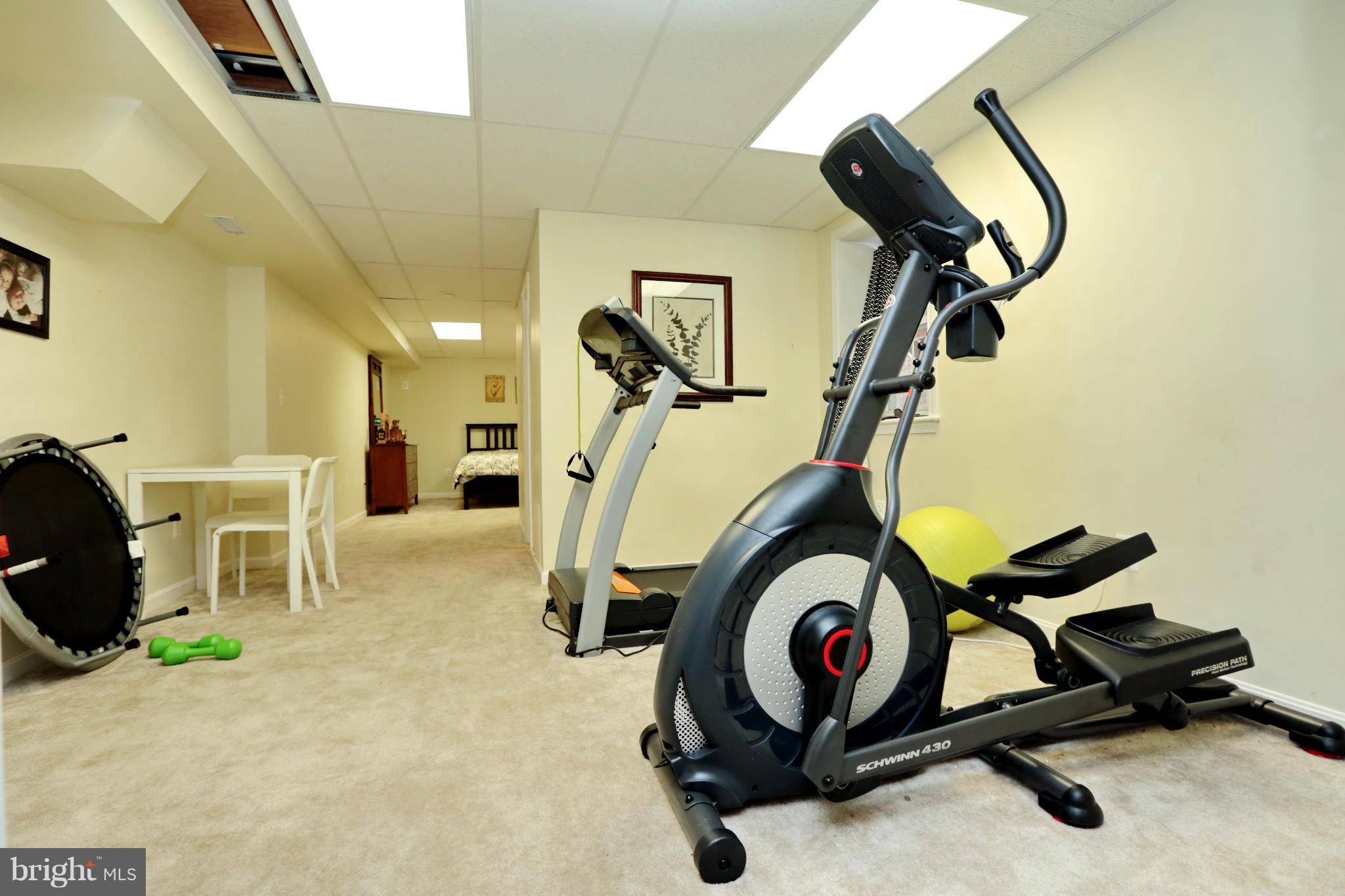 NORMANDY FARMS SUB - Residential Lease