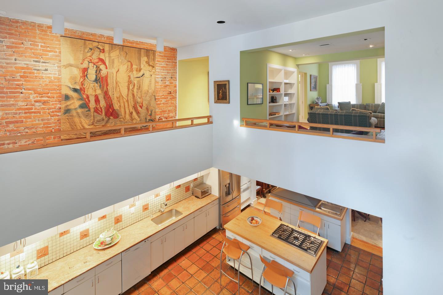 SOCIETY HILL - Residential