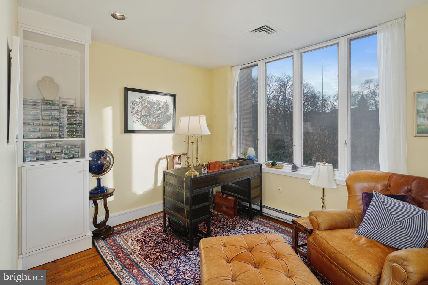 SOCIETY HILL - Residential