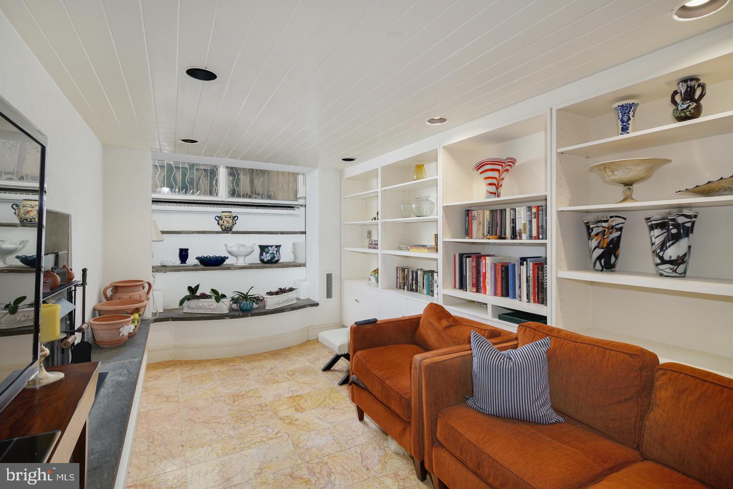 SOCIETY HILL - Residential