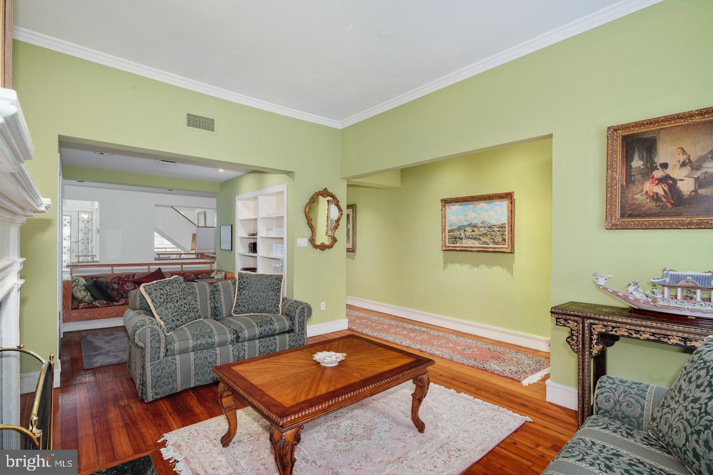 SOCIETY HILL - Residential