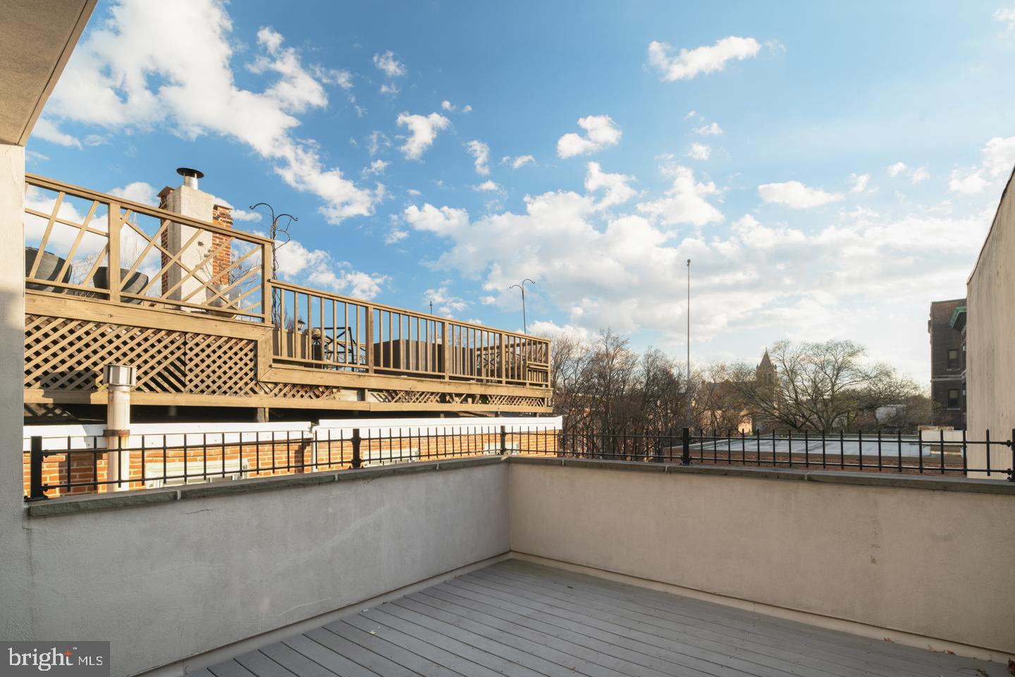 SOCIETY HILL - Residential