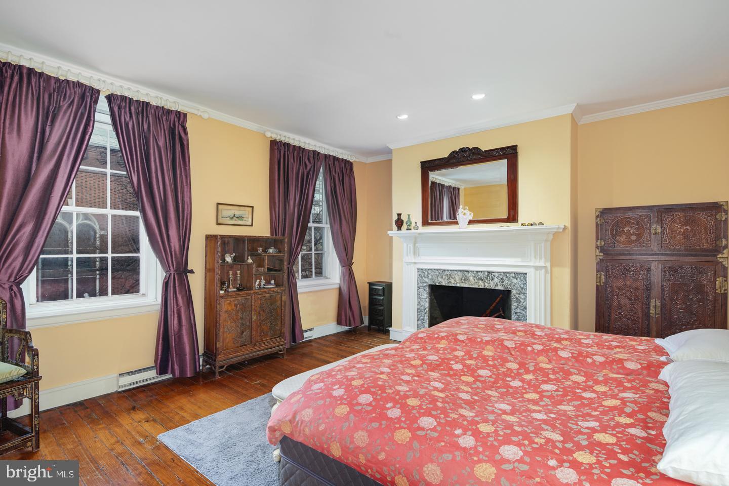 SOCIETY HILL - Residential