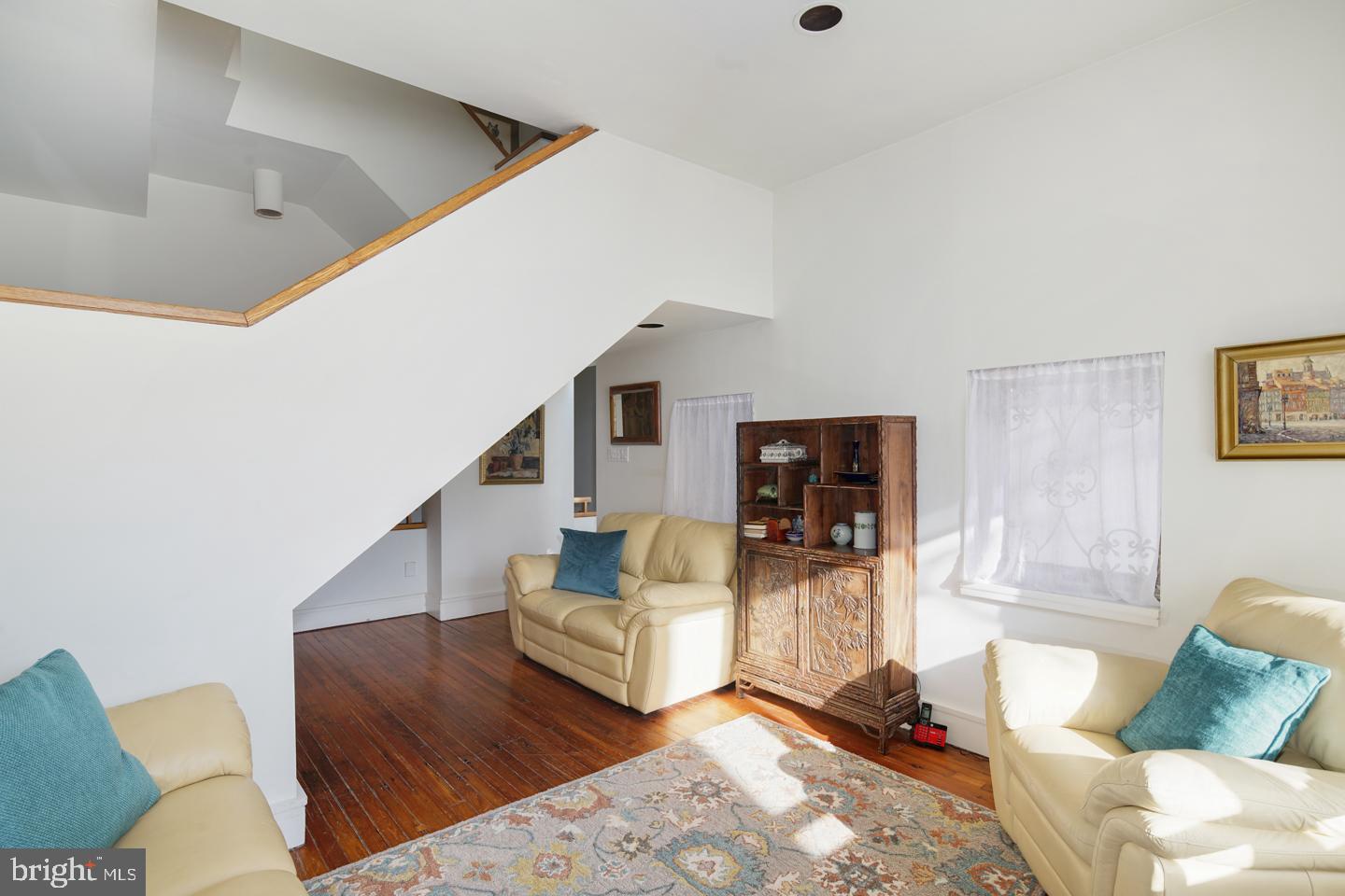 SOCIETY HILL - Residential