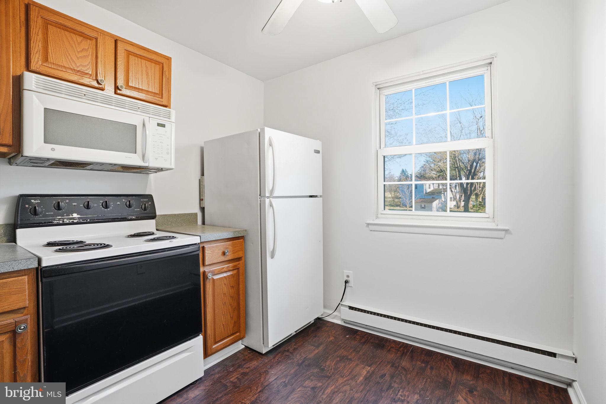 COUNTRYSIDE MDWS - Residential