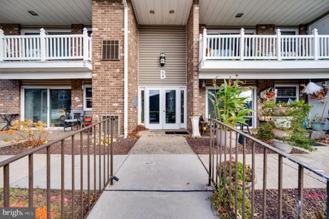 Condo For Rent - 2912 State Hill Rd. #B-2<br/> WYOMISSING, PA 19610