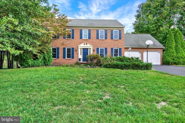 25 MARTINGALE DR, YORK, PA 17404 - Image bbf67ff02261c389397241a130c8c19c/2303271836