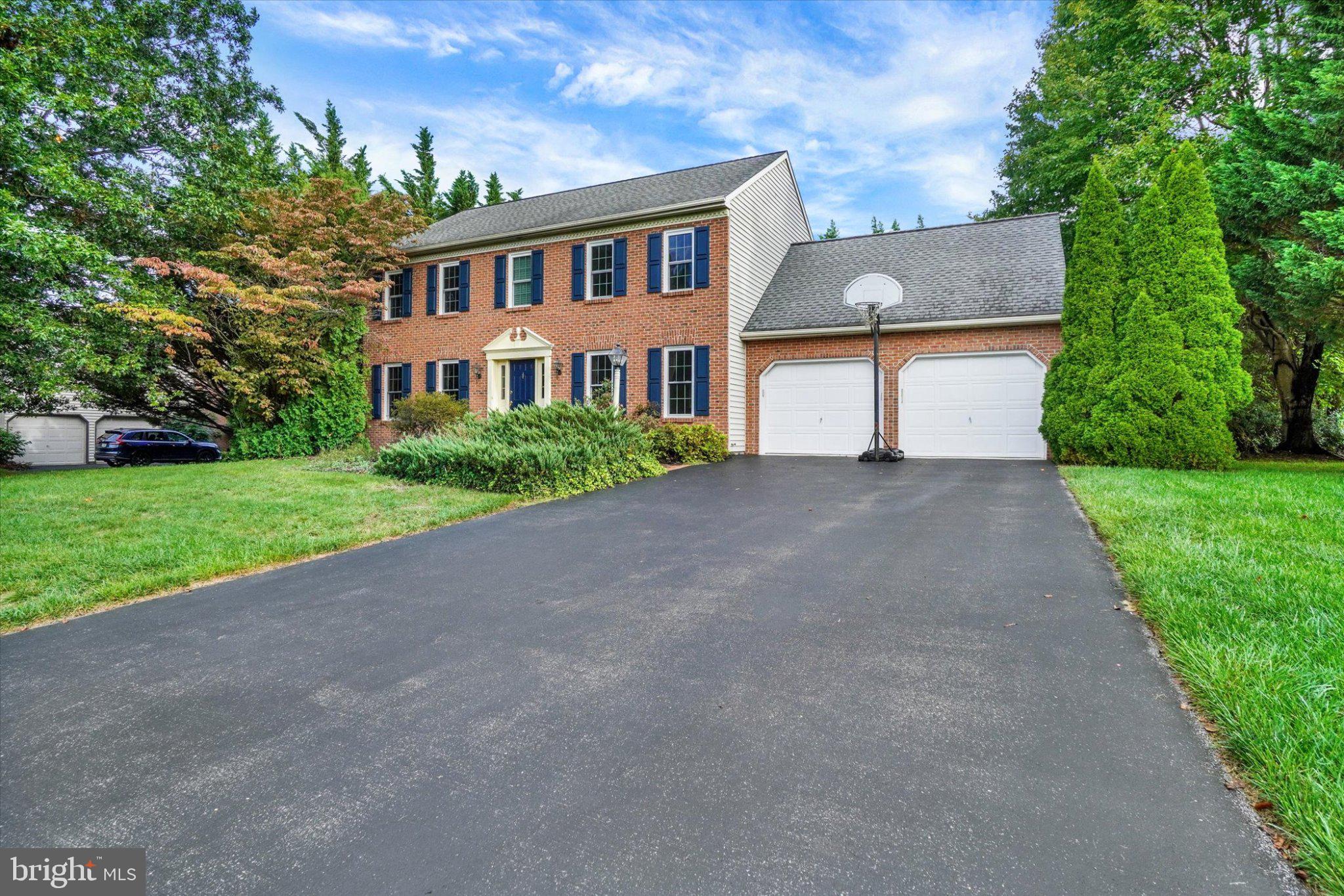 25 MARTINGALE DRIVE