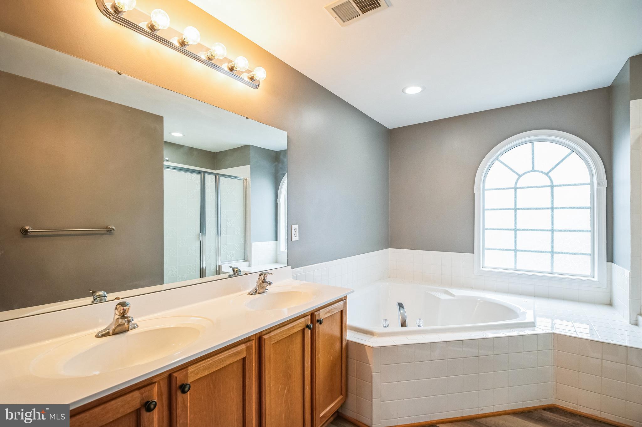 GREEN MEADOWS PHASE 3 - Residential