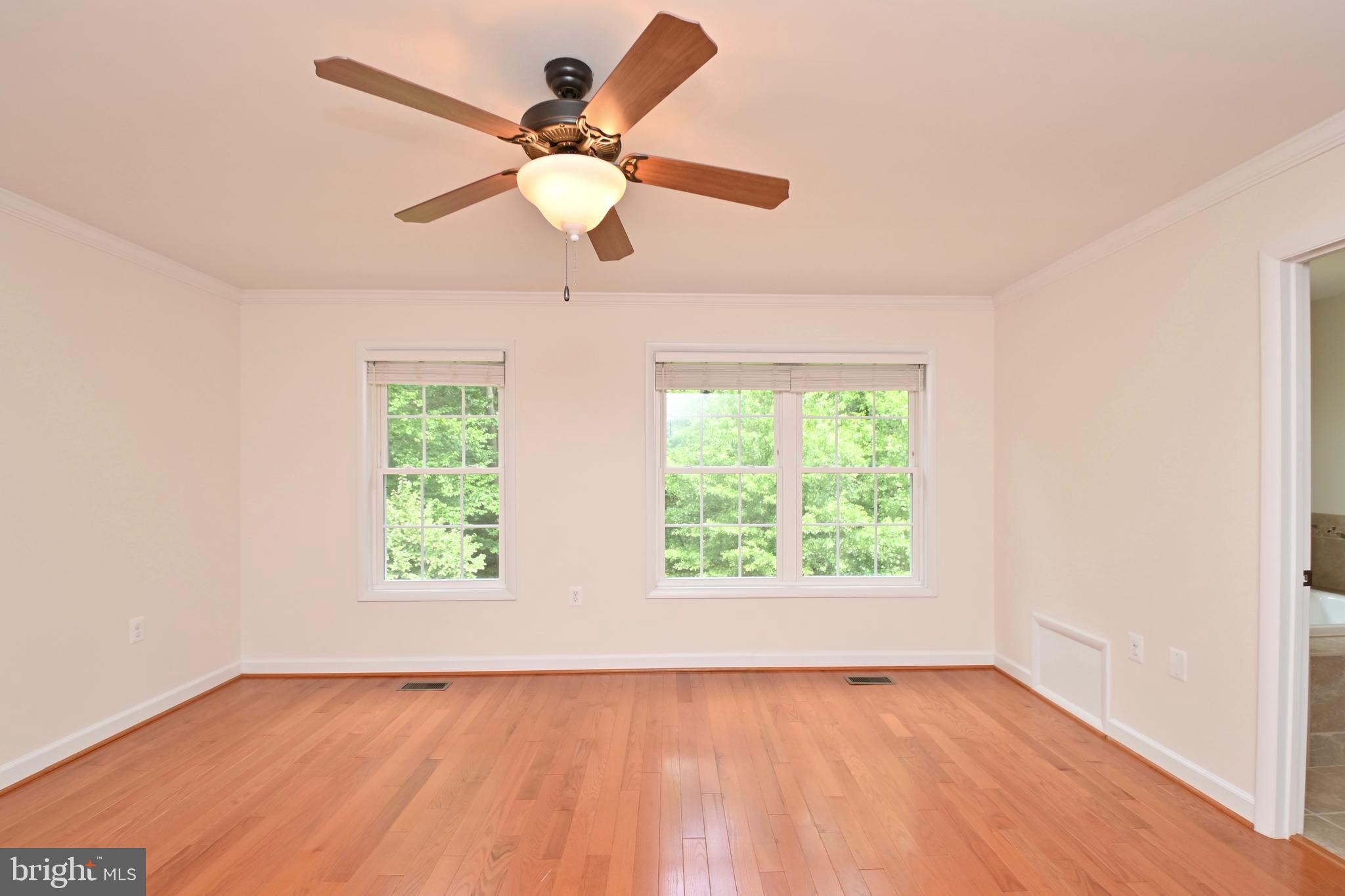 HAWTHORNE - Residential Lease