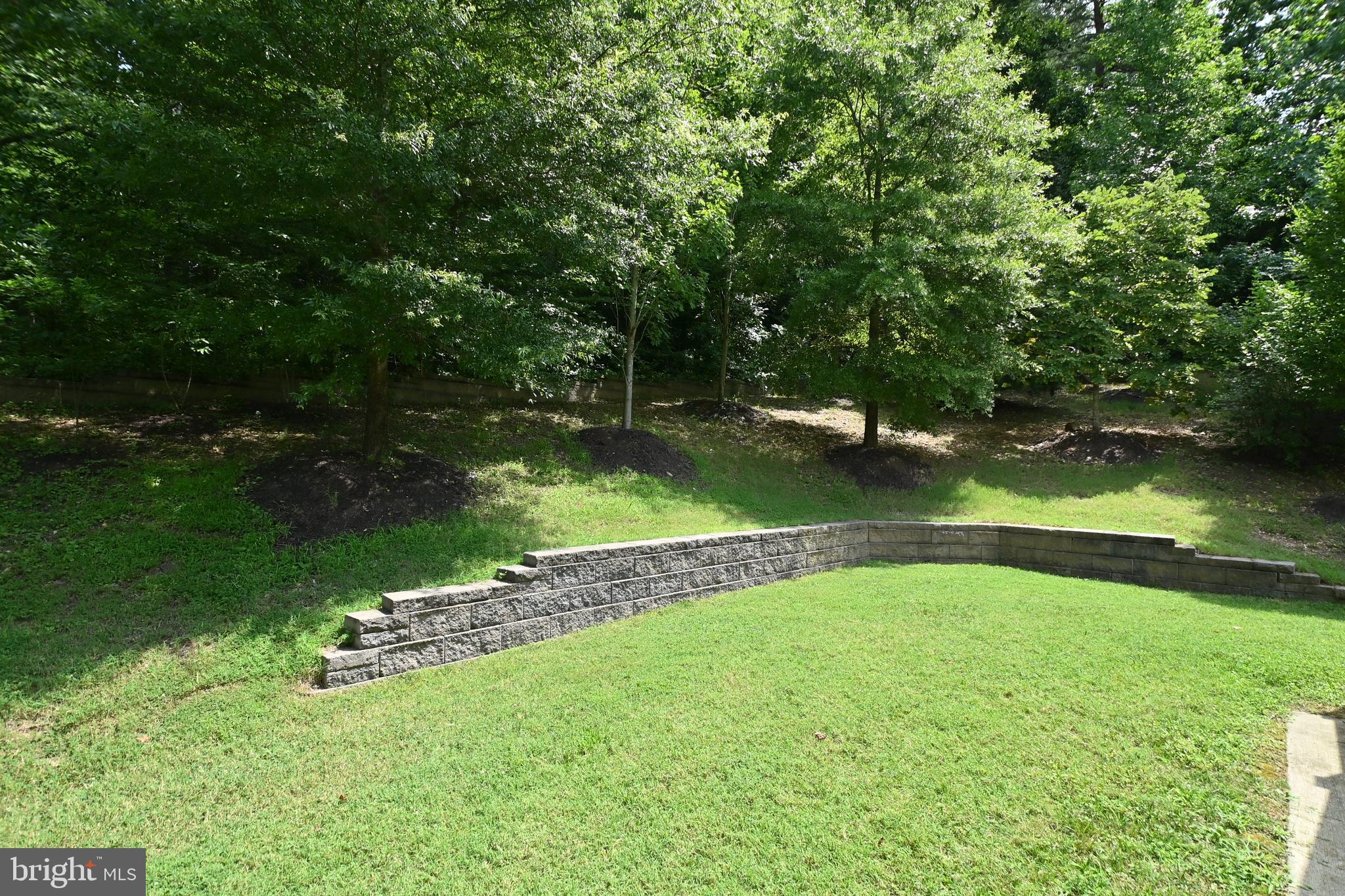 HAWTHORNE - Residential Lease