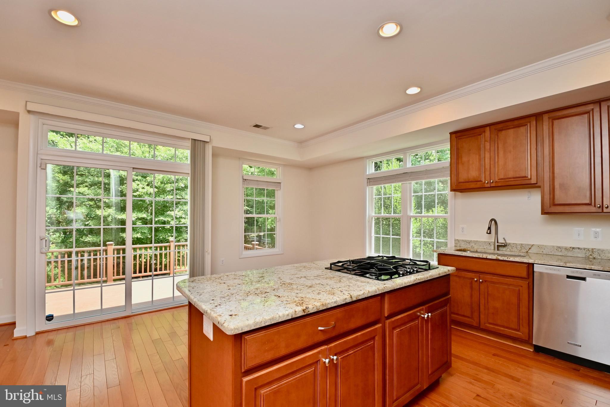 HAWTHORNE - Residential Lease