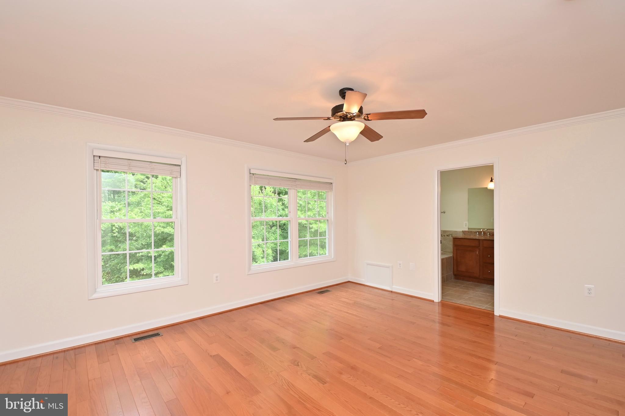 HAWTHORNE - Residential Lease