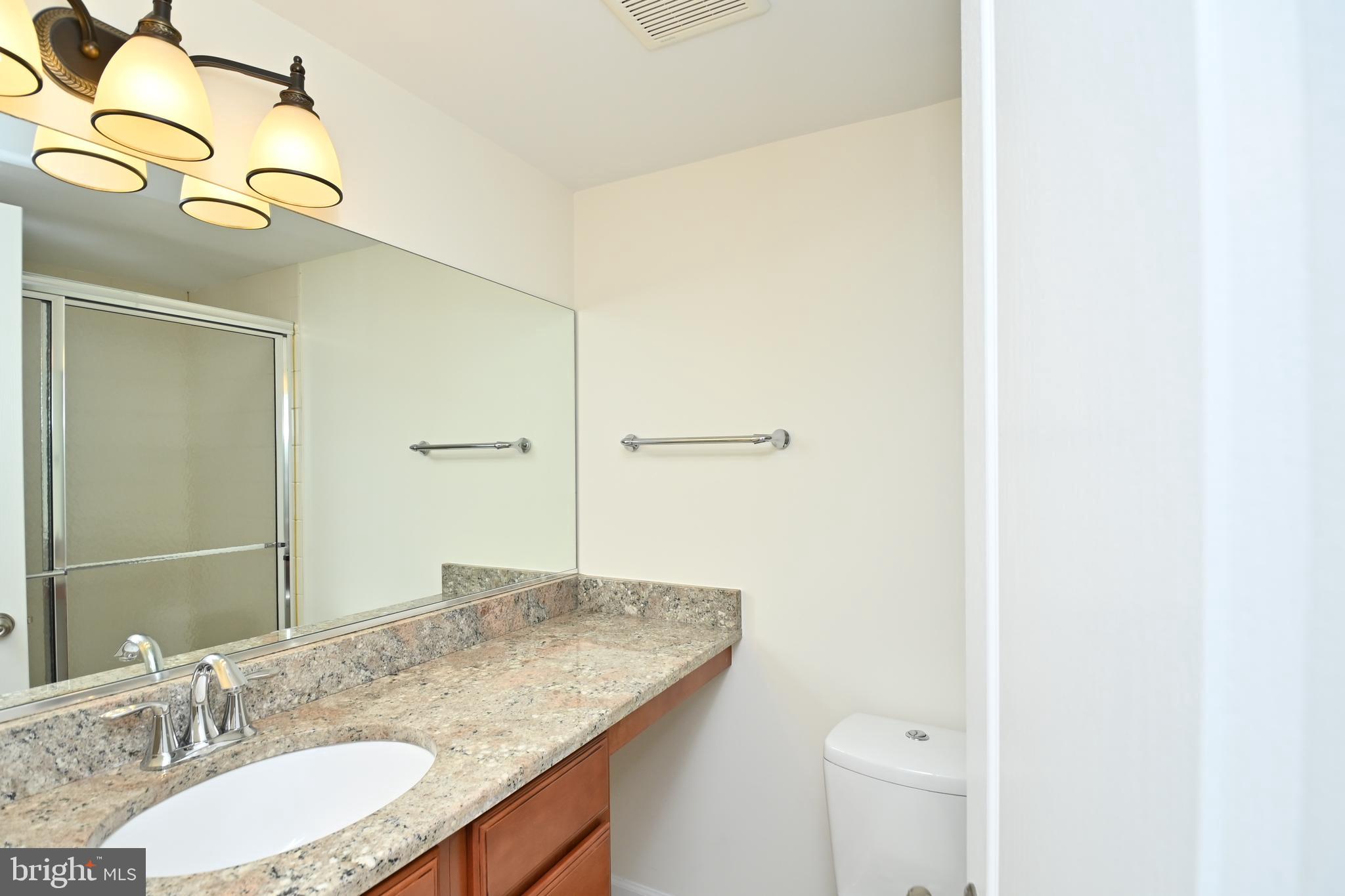 HAWTHORNE - Residential Lease