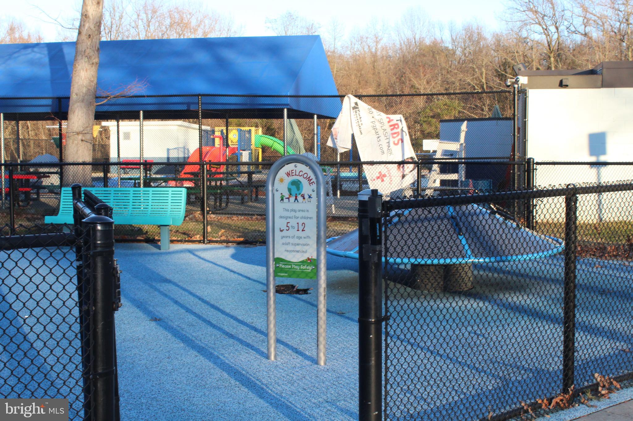 OXON HILL - Residential