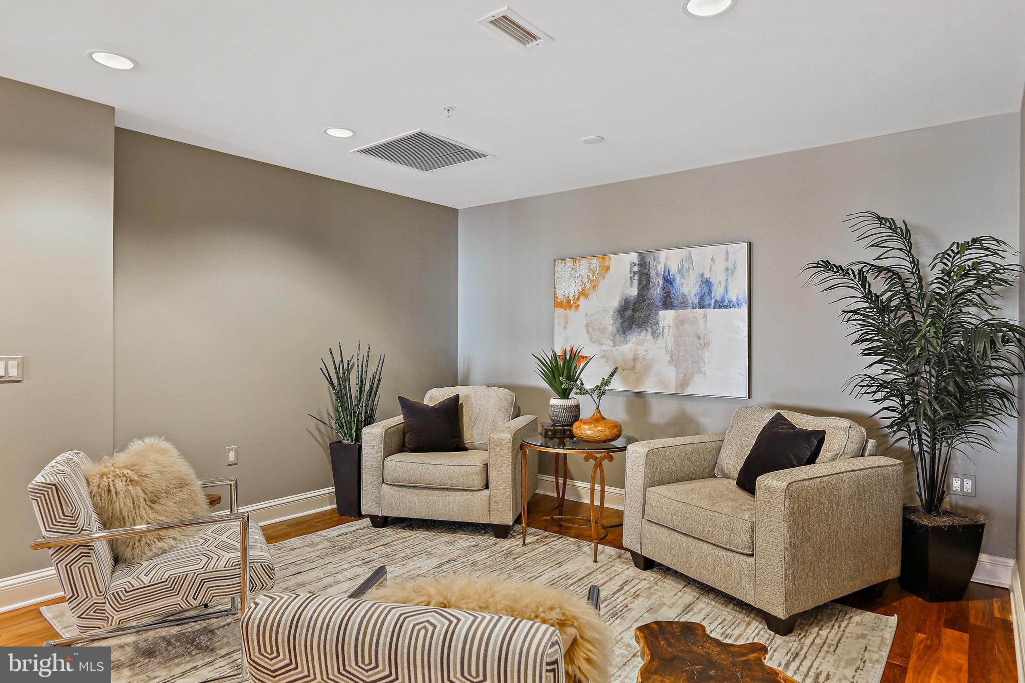 INNER HARBOR - Residential