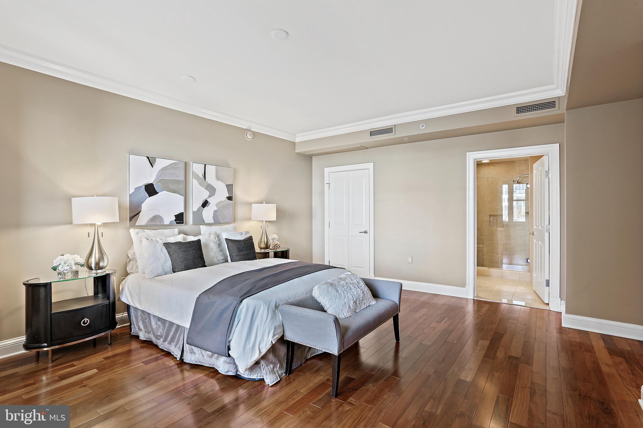 INNER HARBOR - Residential