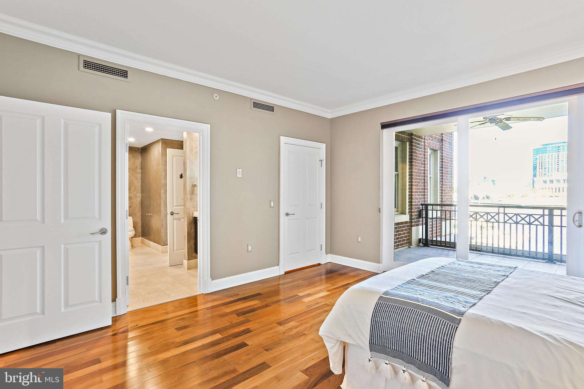 INNER HARBOR - Residential