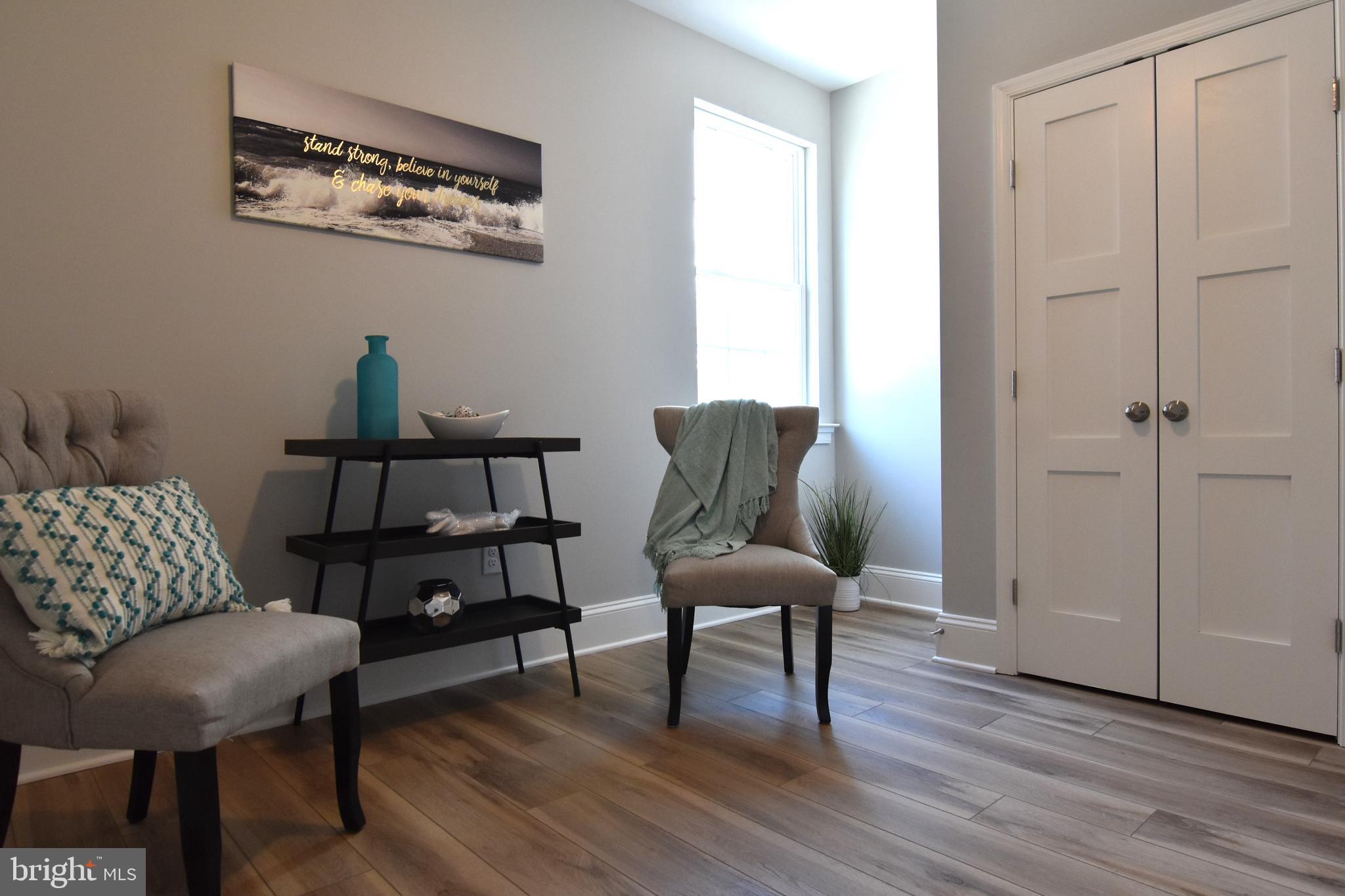 RIVIERA BEACH - Residential