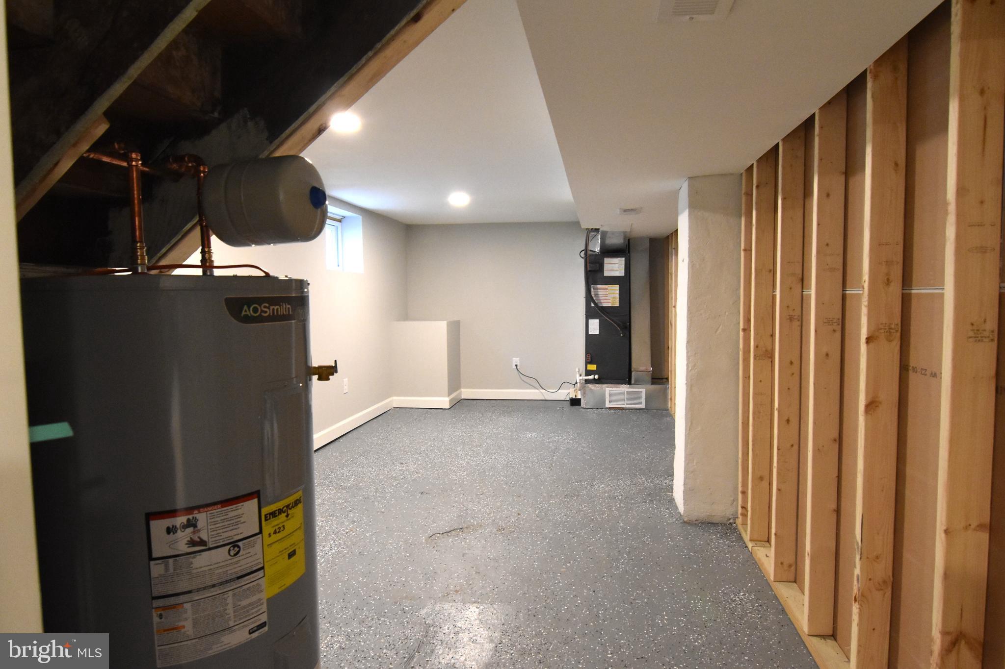 RIVIERA BEACH - Residential