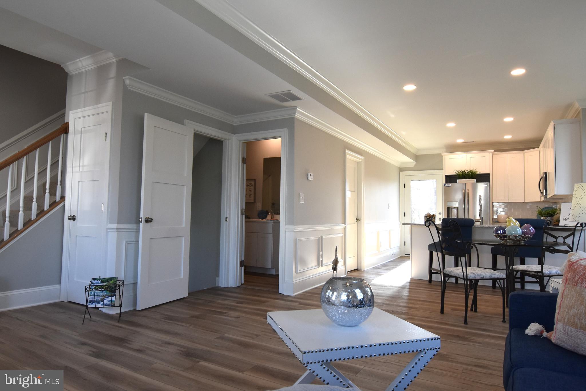 RIVIERA BEACH - Residential