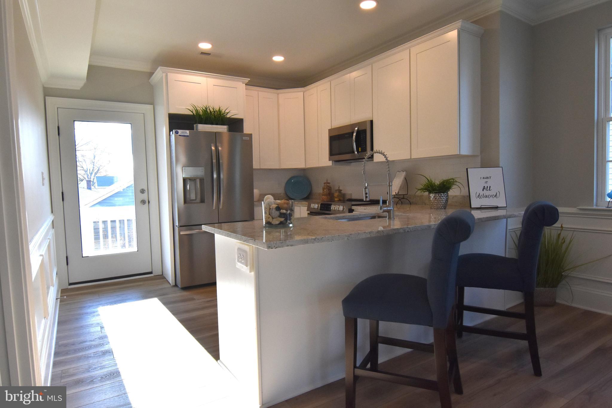 RIVIERA BEACH - Residential