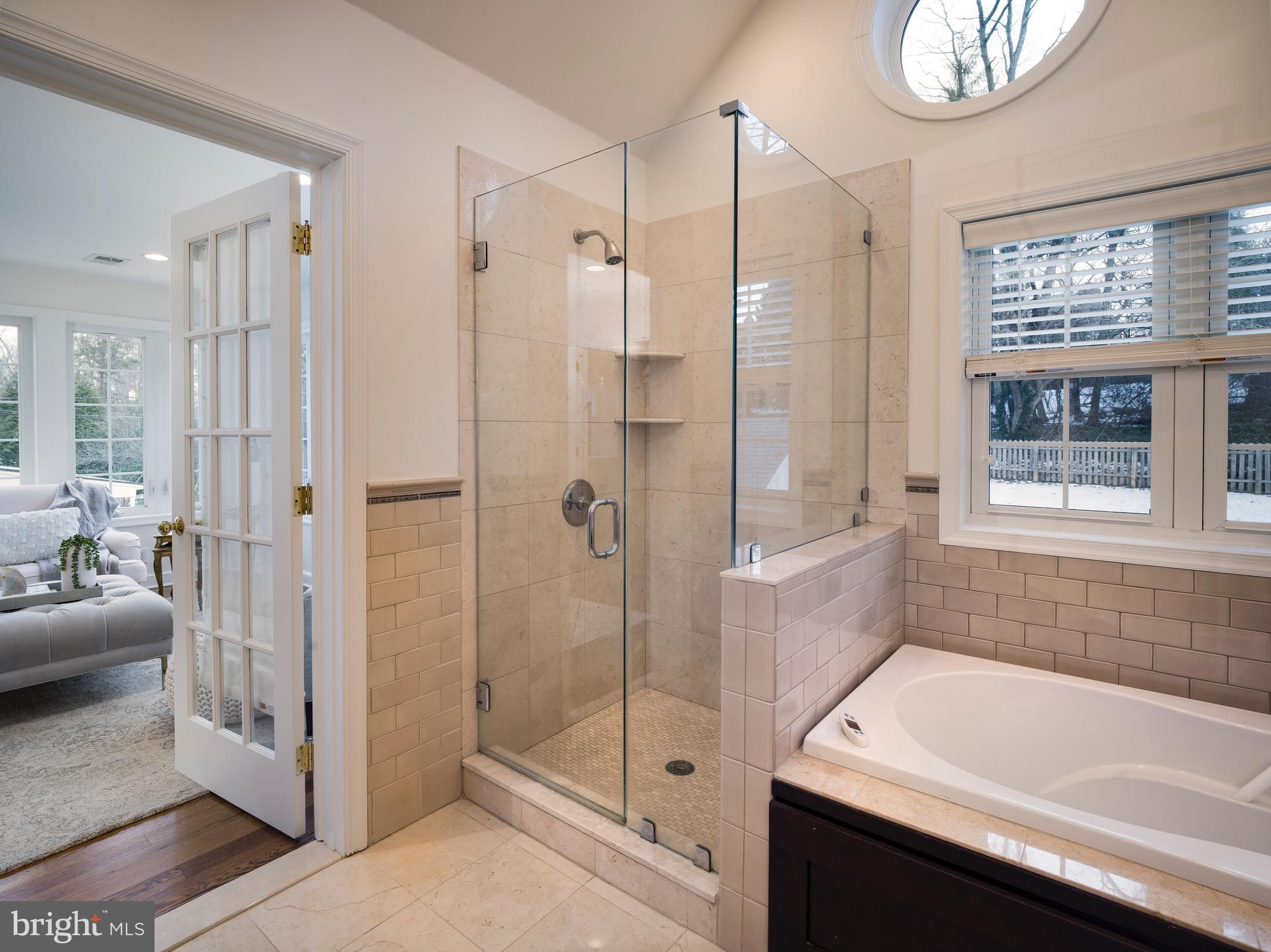 WYNNEWOOD - Residential