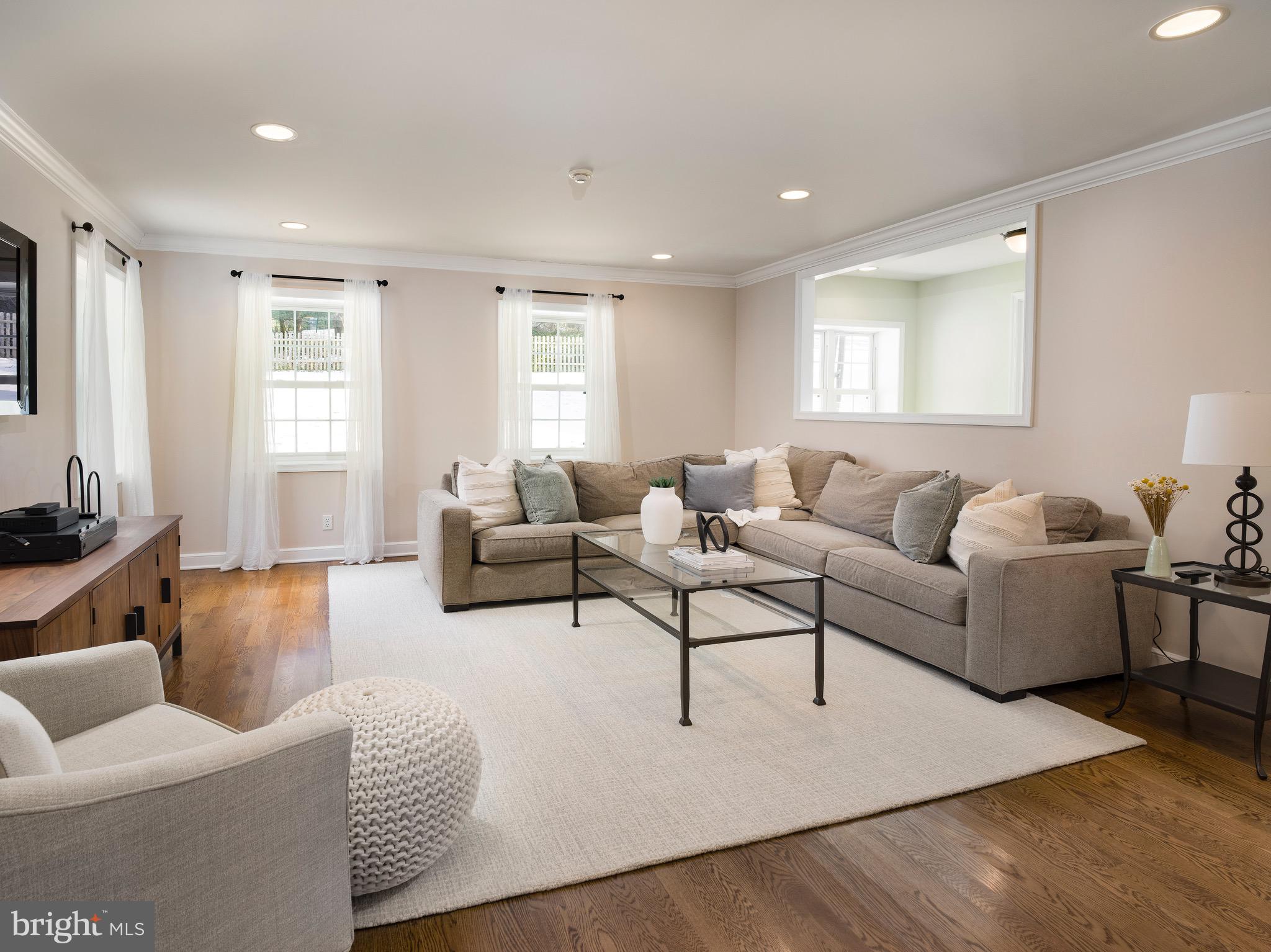 WYNNEWOOD - Residential