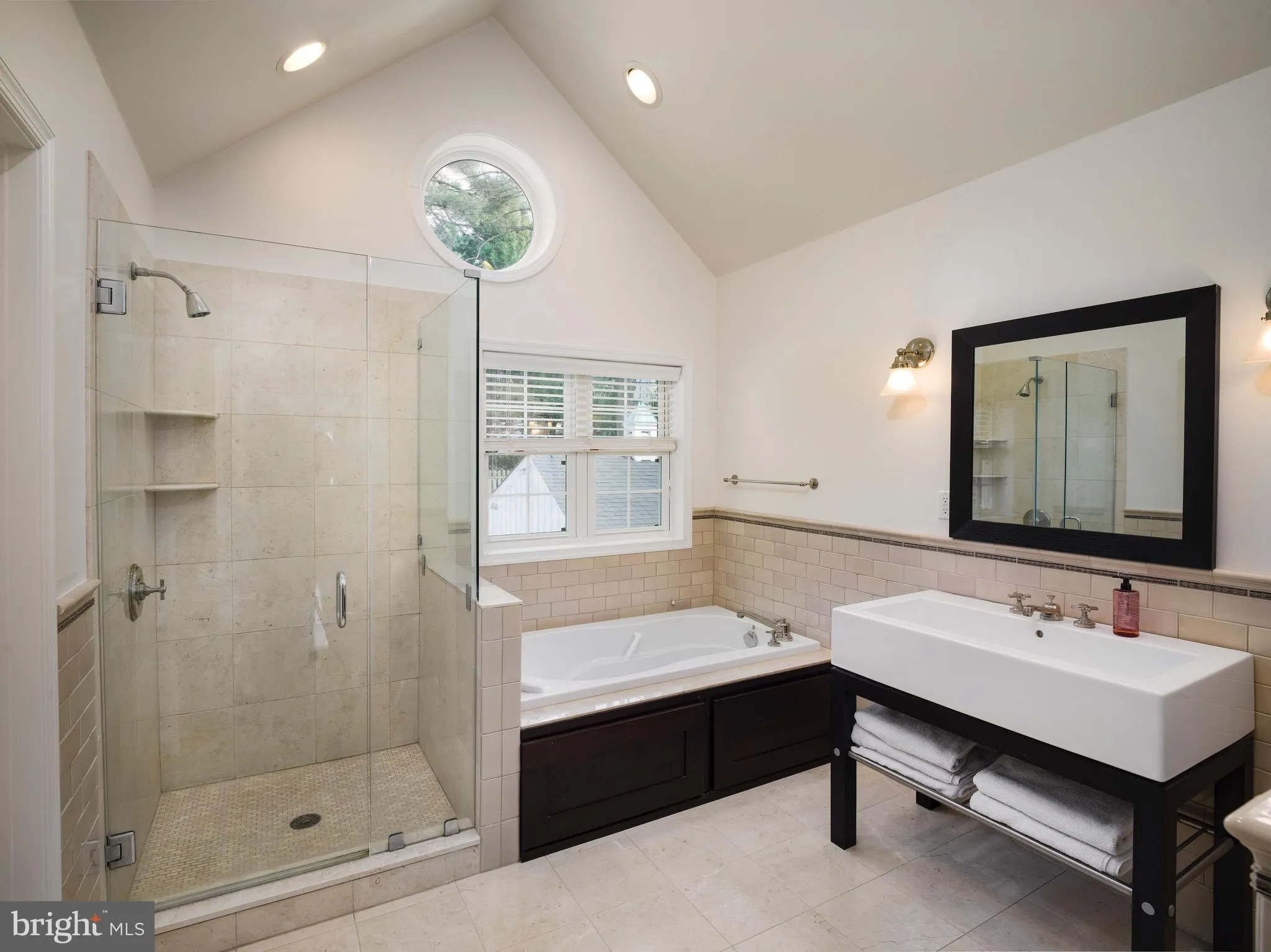 Wynnewood, Pennsylvania 19096, United States, 3 Bedrooms Bedrooms, ,4 BathroomsBathrooms,Residential,Contingent,6521