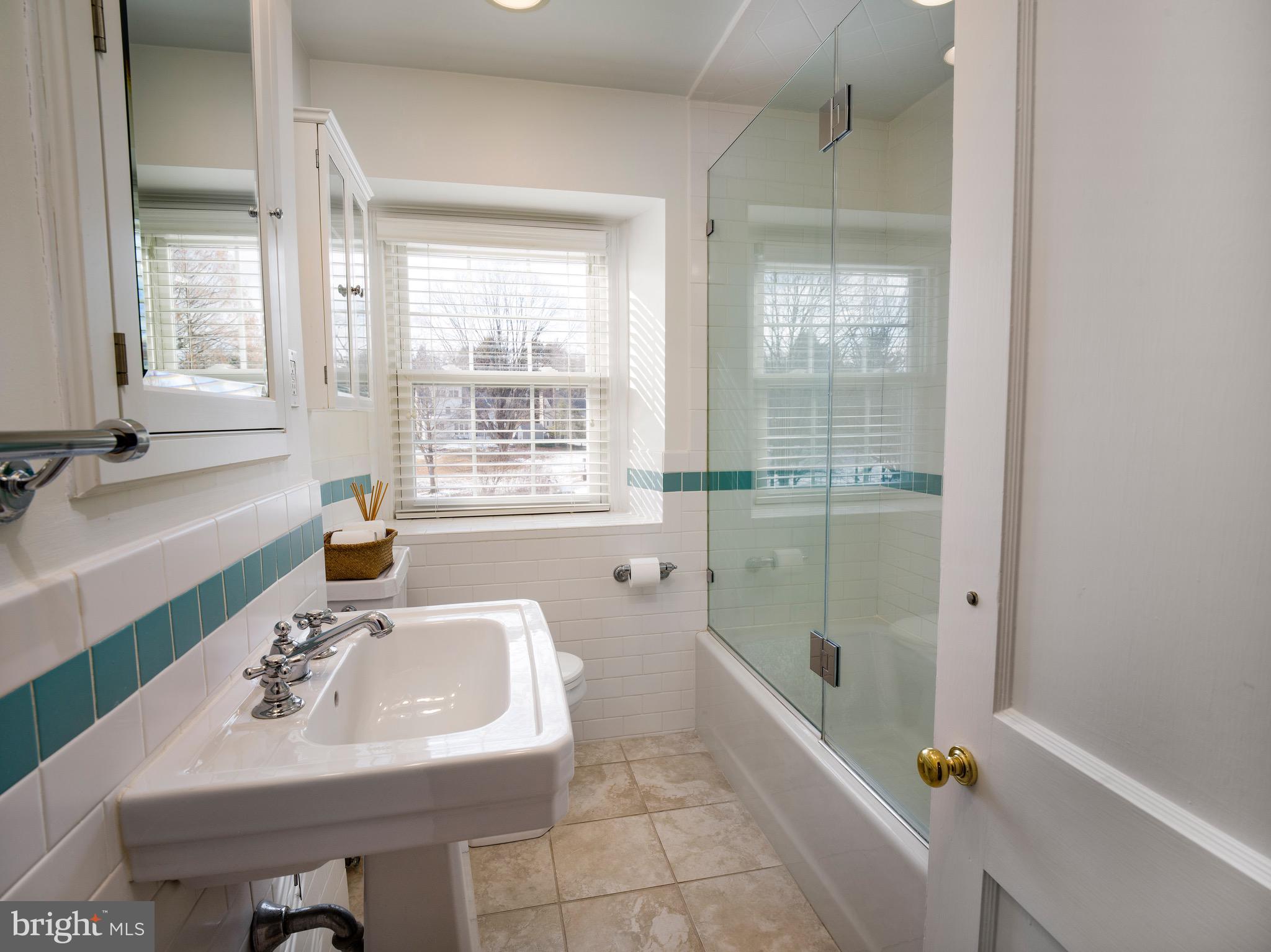 WYNNEWOOD - Residential