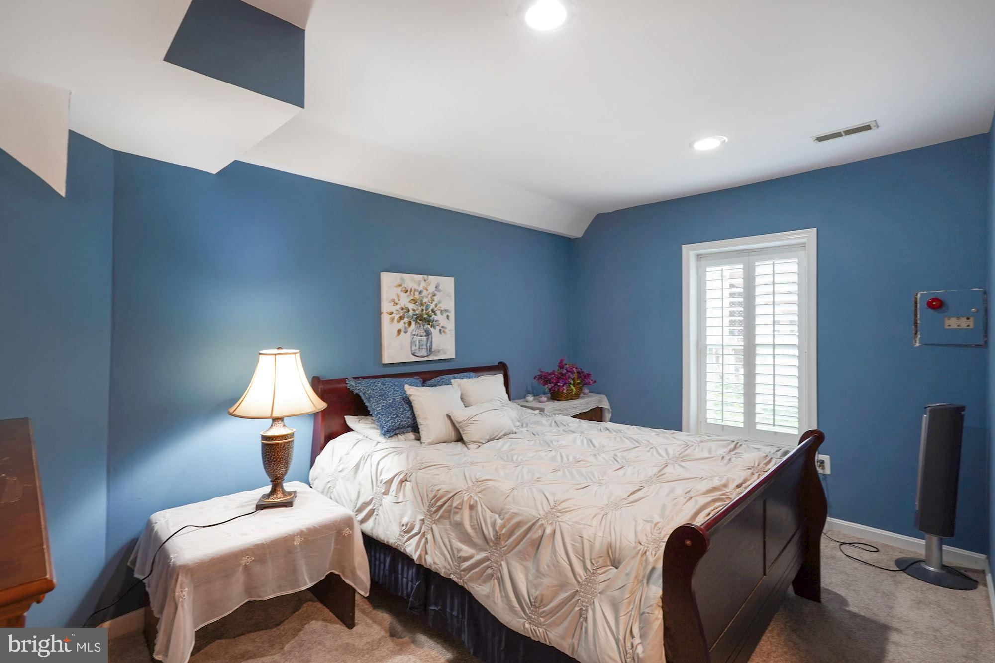 DEVEREUX STATION - Residential