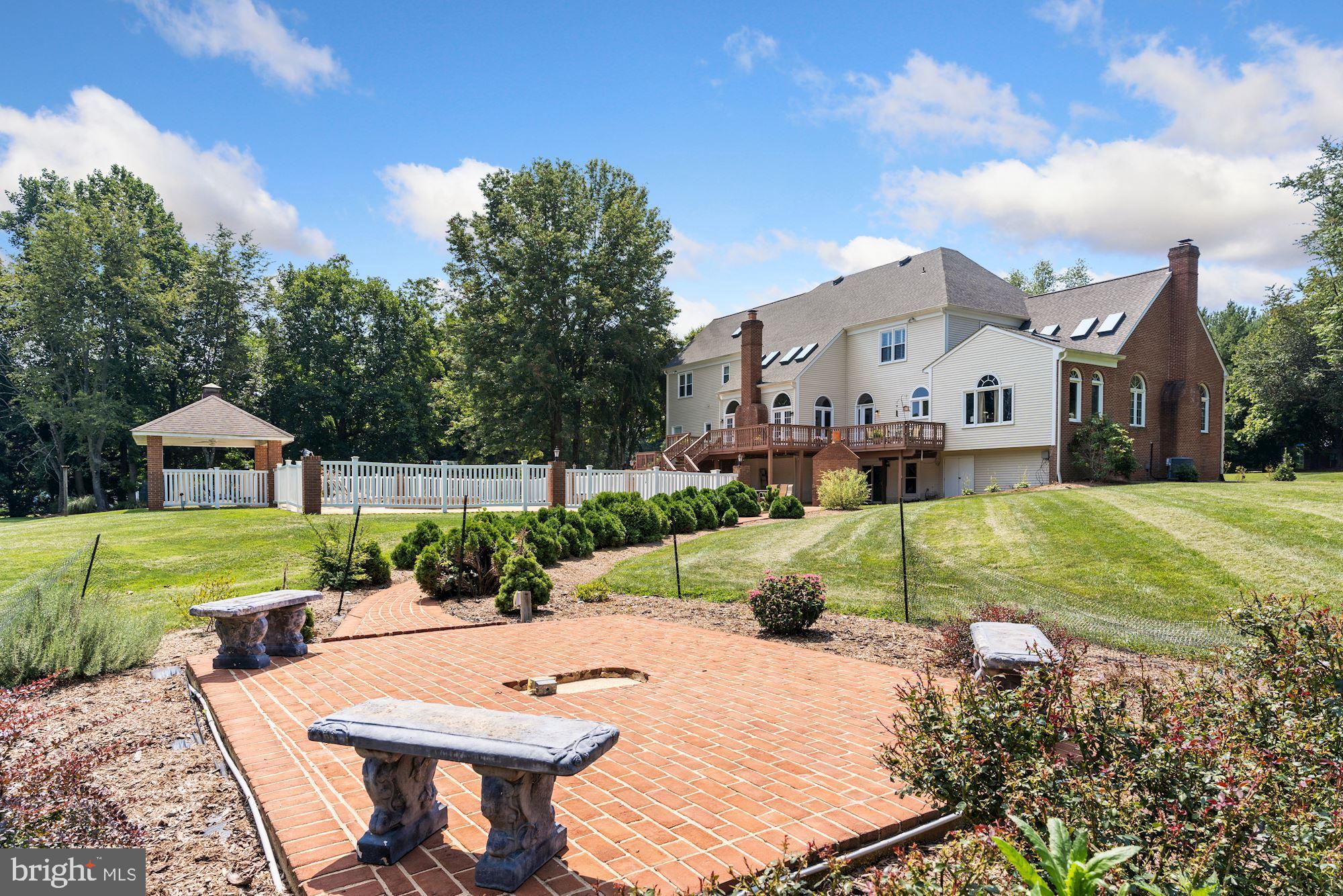 DEVEREUX STATION - Residential