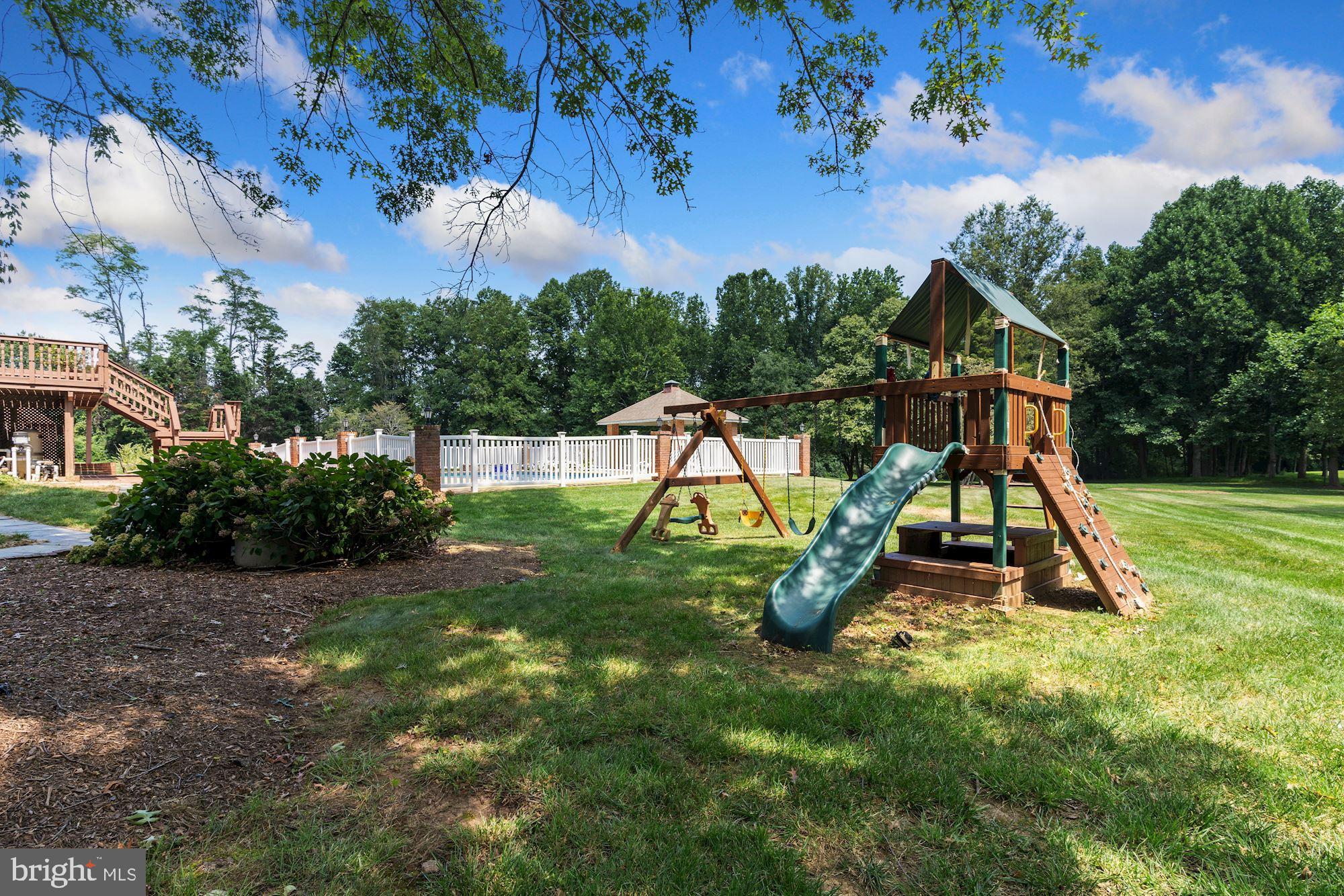 DEVEREUX STATION - Residential